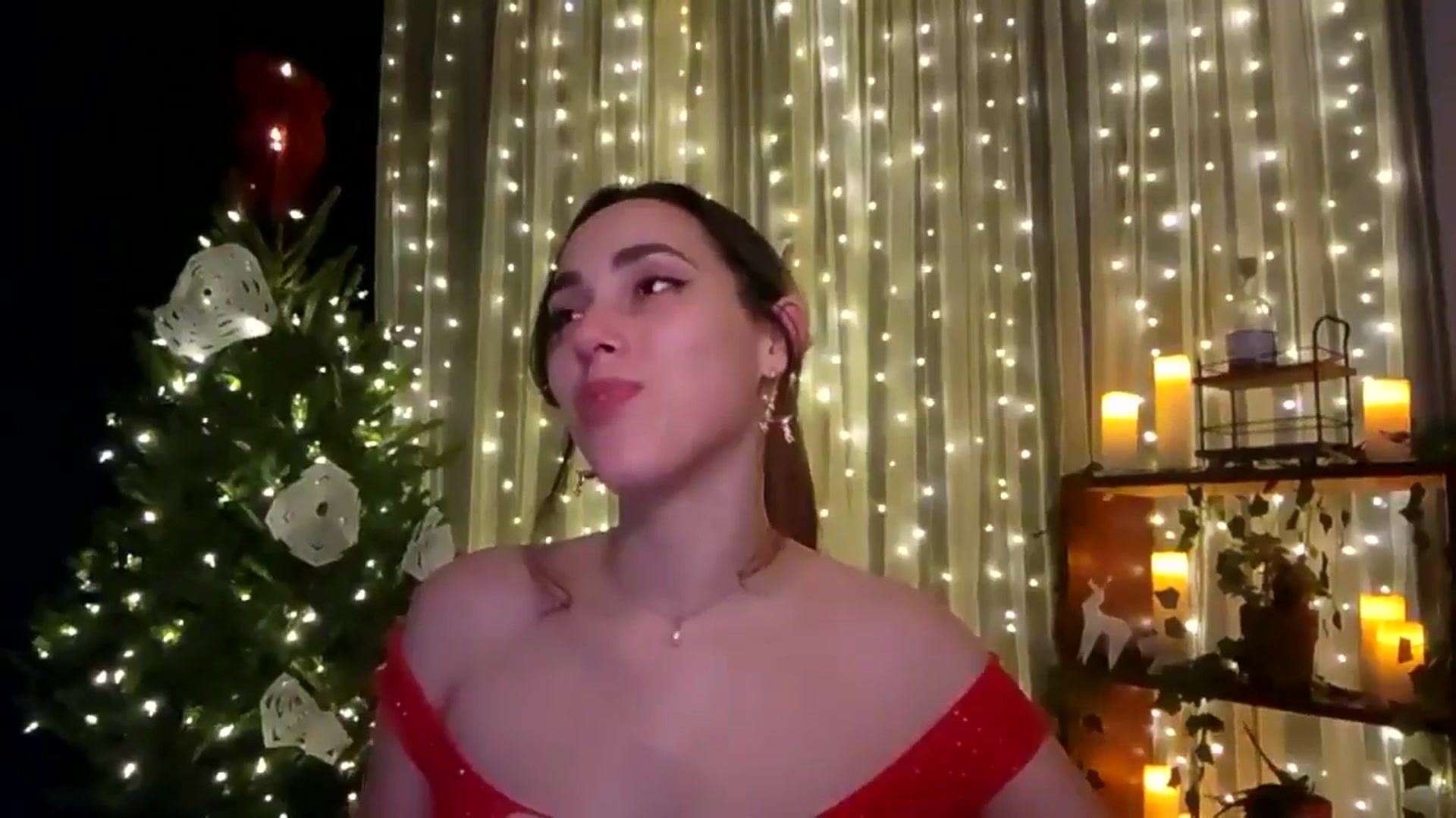 Gallery image thumbnail from Dashy's myfreecams stream on, 12/14/2024, 08:50 image 10 of 20