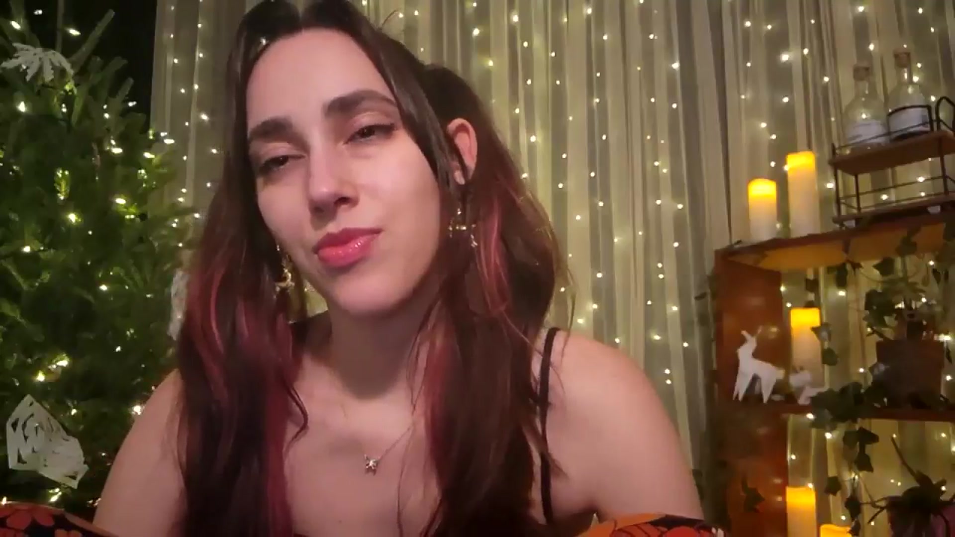 Gallery image thumbnail from Dashy's myfreecams stream on, 12/20/2024, 07:46 image 5 of 20