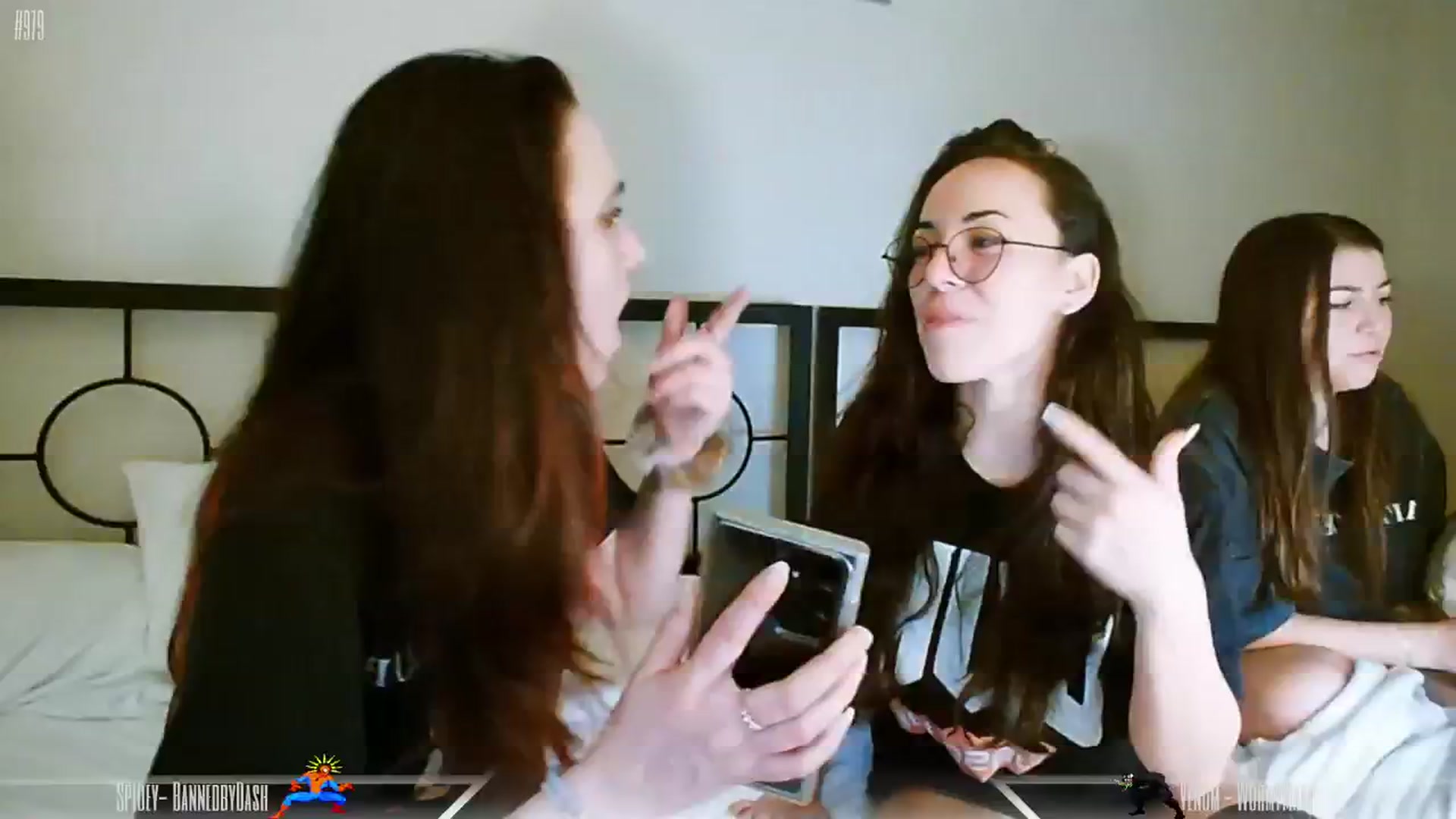 Gallery image thumbnail from Dashy's myfreecams stream on, 01/20/2025, 13:34 image 15 of 20
