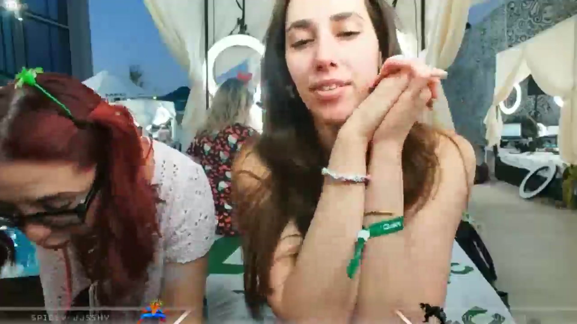 Gallery image thumbnail from Dashy's myfreecams stream on, 10/08/2025, 01:39 image 17 of 20