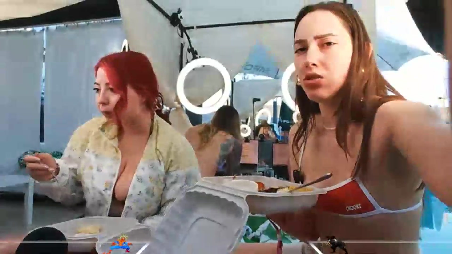 Gallery image thumbnail from Dashy's myfreecams stream on, 05/20/2026, 02:34 image 14 of 20