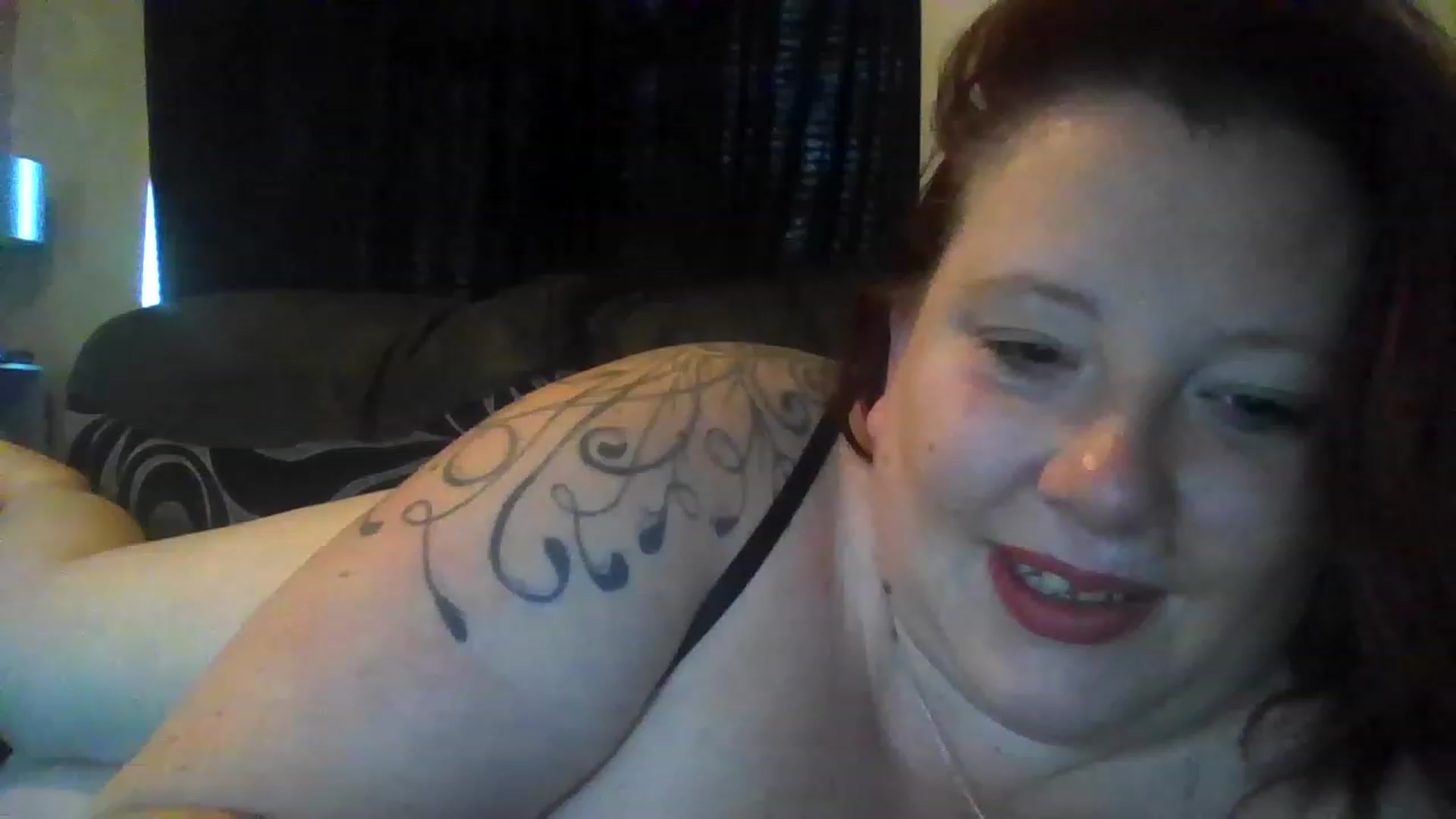 Gallery image thumbnail from DasiyLaneBBW's myfreecams stream on, 11/15/2022, 14:28 image 2 of 20