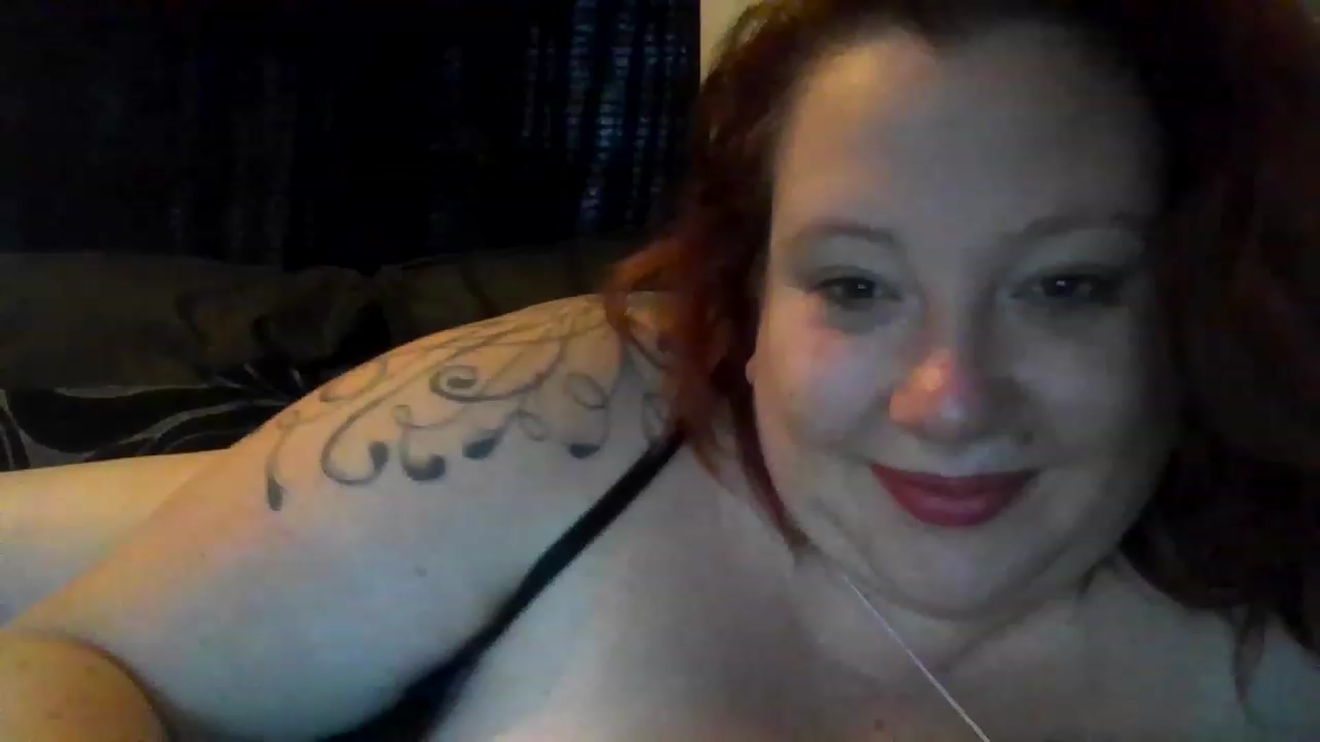 Gallery image thumbnail from DasiyLaneBBW's myfreecams stream on, 11/15/2022, 14:57 image 17 of 20
