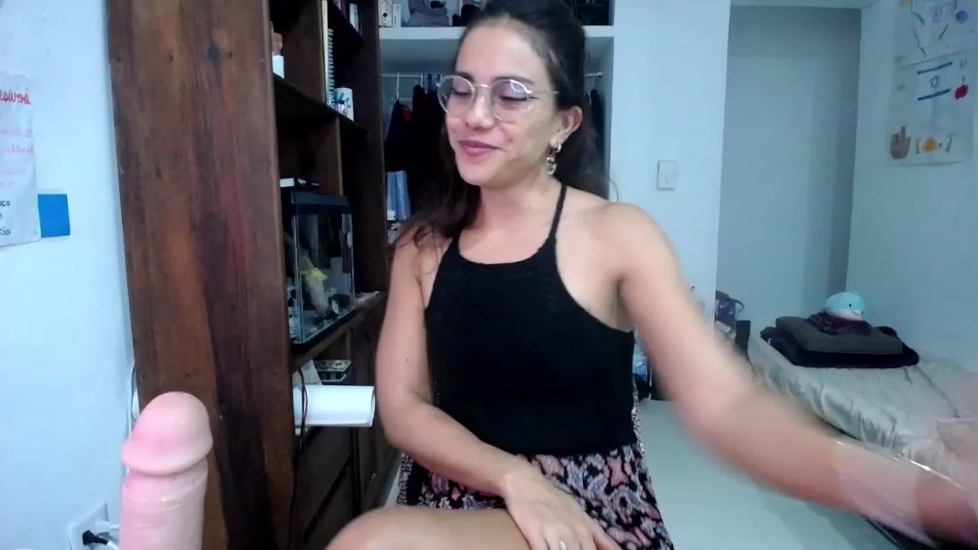 Gallery image thumbnail from Daslilamond's myfreecams stream on, 11/22/2022, 03:05 image 1 of 20