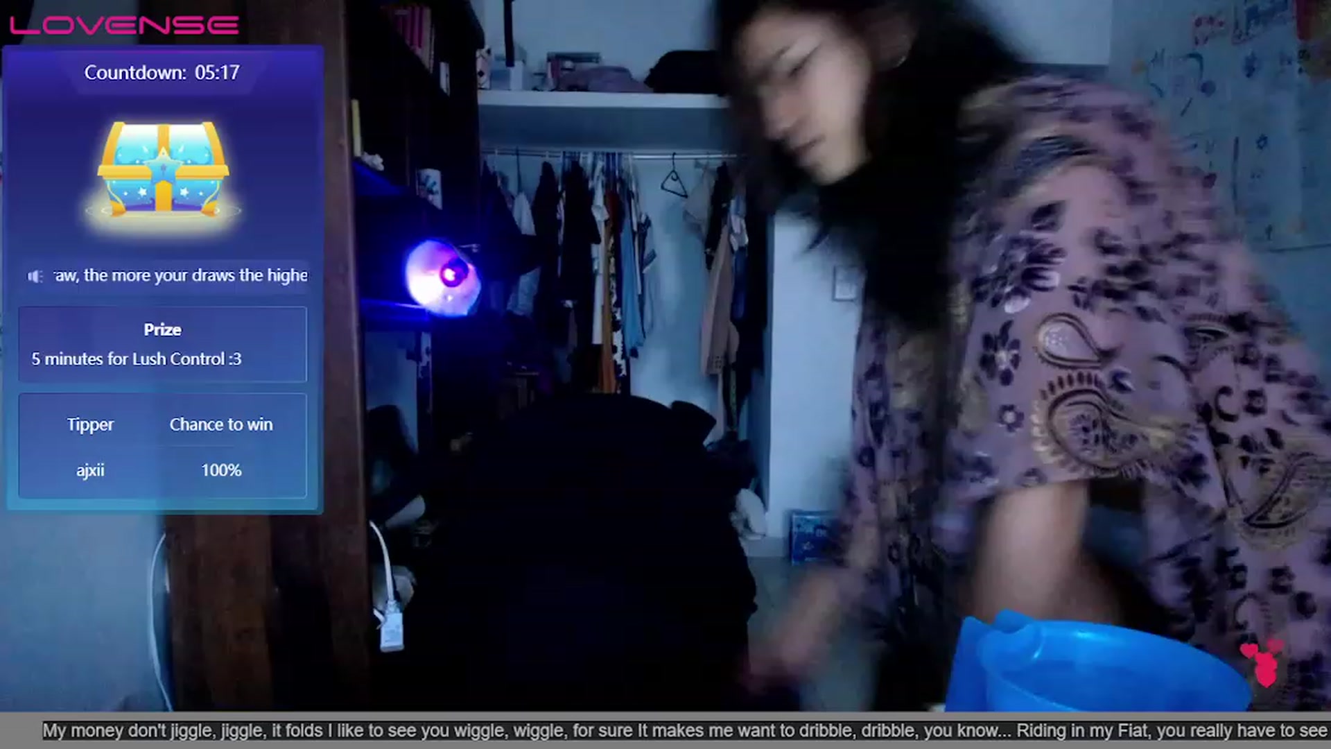 Gallery image thumbnail from Daslilamond's myfreecams stream on, 12/27/2022, 23:19 image 3 of 20