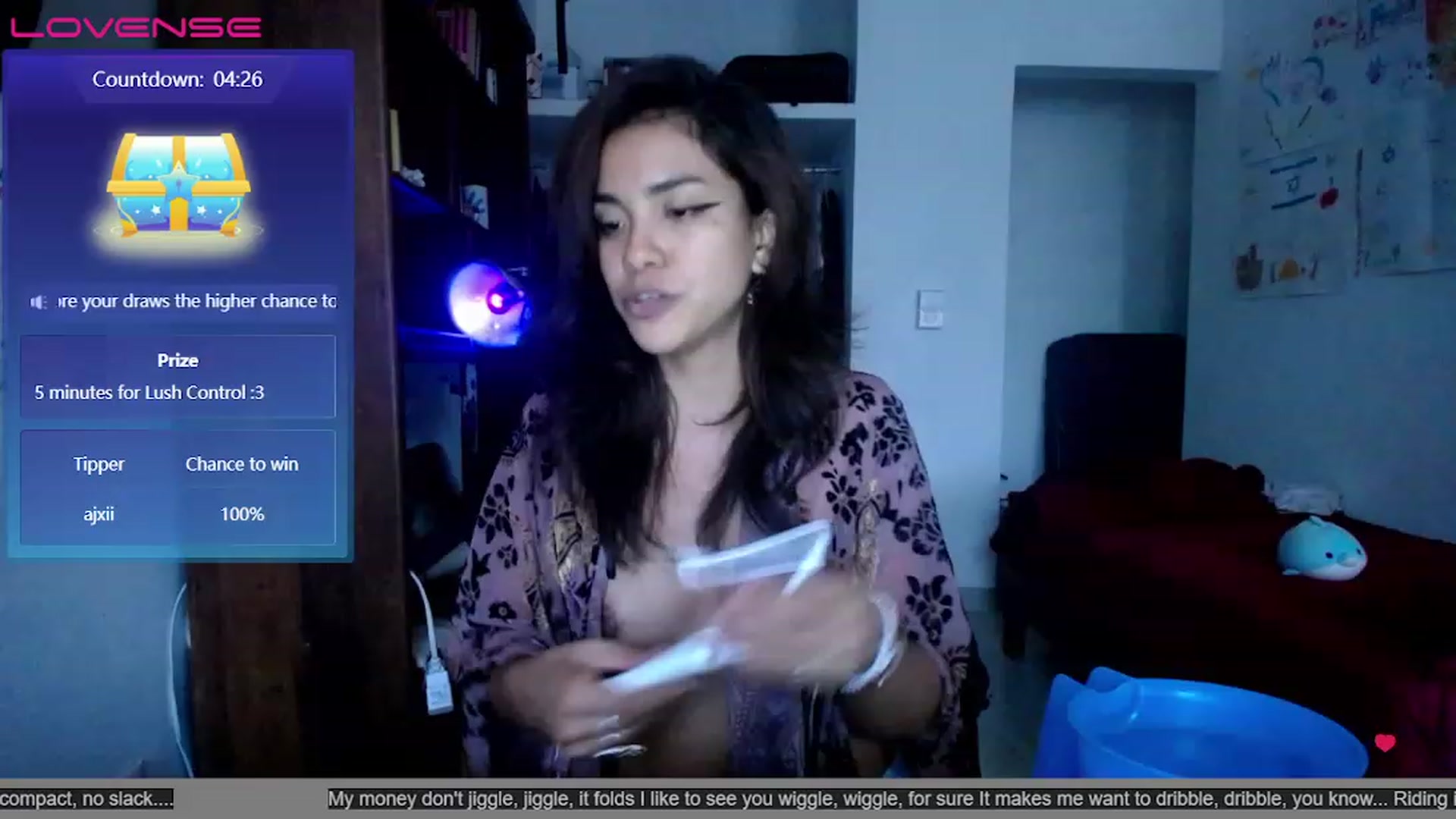 Gallery image thumbnail from Daslilamond's myfreecams stream on, 12/27/2022, 23:19 image 4 of 20