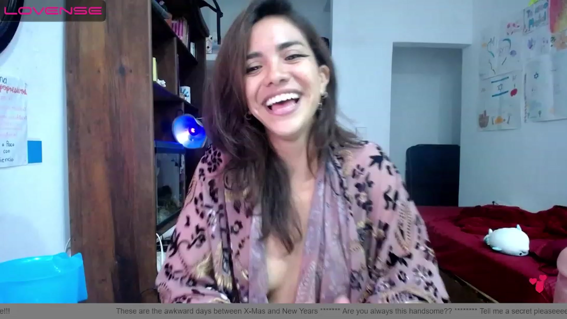 Gallery image thumbnail from Daslilamond's myfreecams stream on, 12/28/2022, 24:29 image 6 of 20