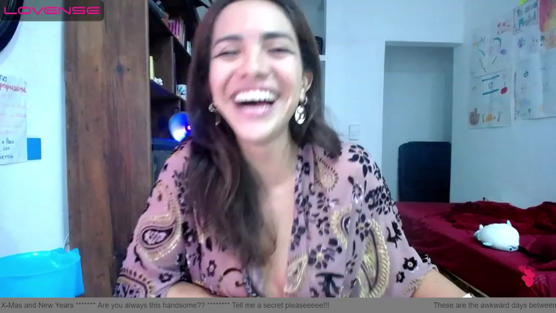 Gallery image thumbnail from Daslilamond's myfreecams stream on, 12/28/2022, 24:29 image 15 of 20