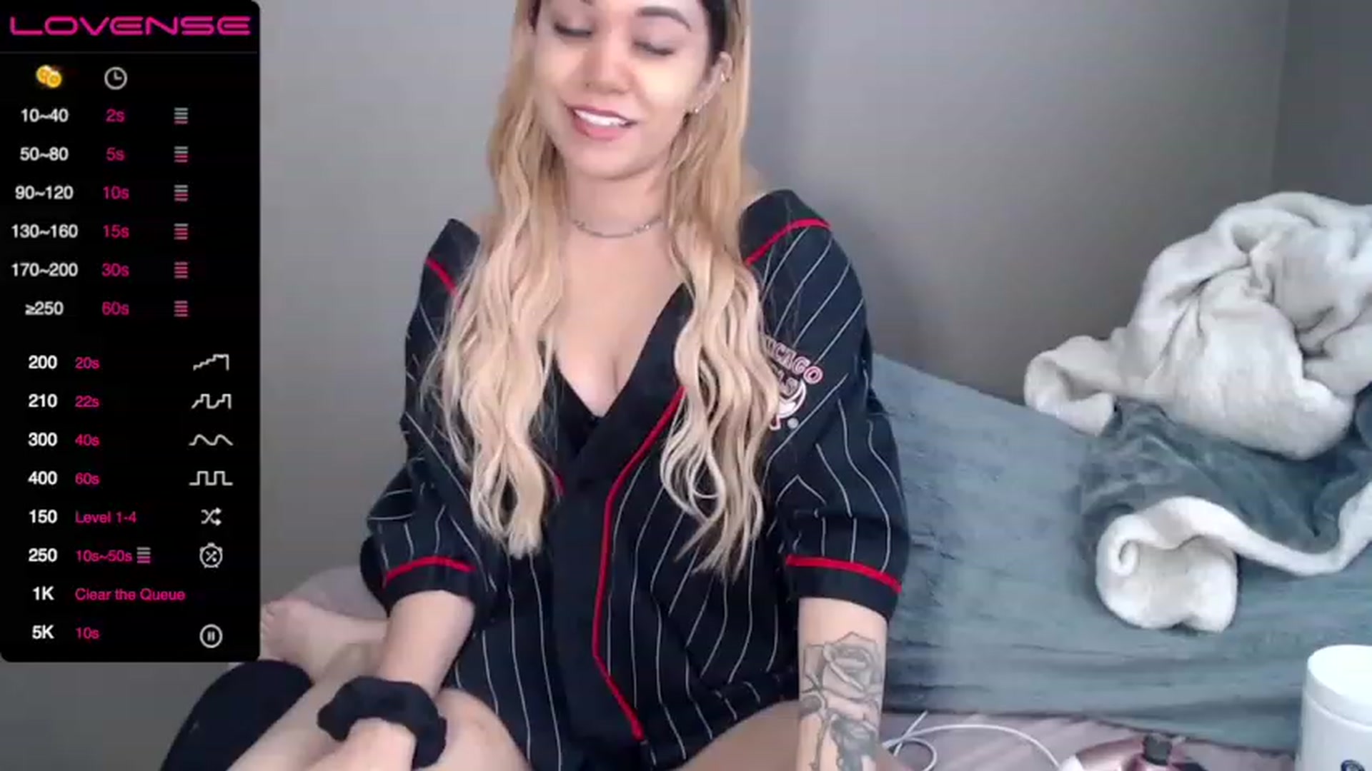Gallery image thumbnail from Datzashley's myfreecams stream on, 03/24/2023, 22:08 image 1 of 20