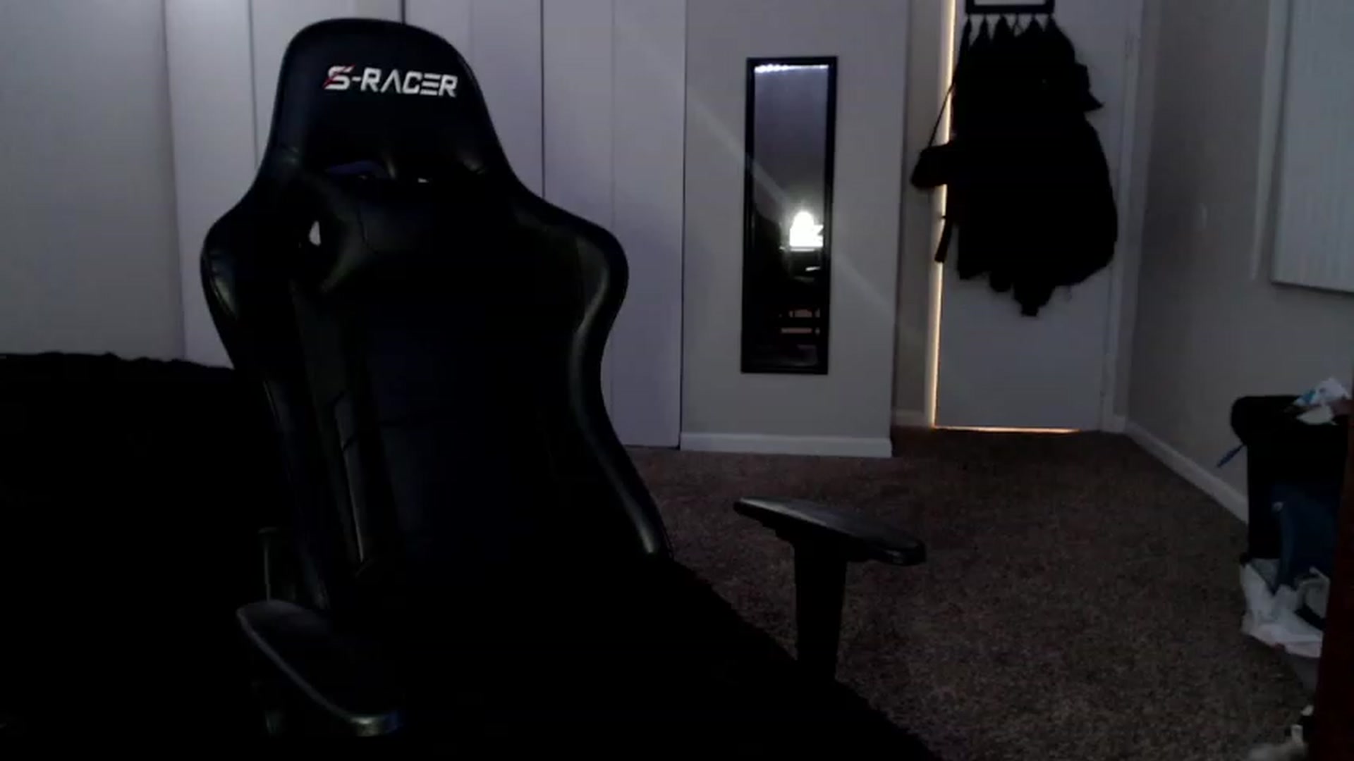 Gallery image thumbnail from Datzashley's myfreecams stream on, 05/12/2023, 06:53 image 19 of 20