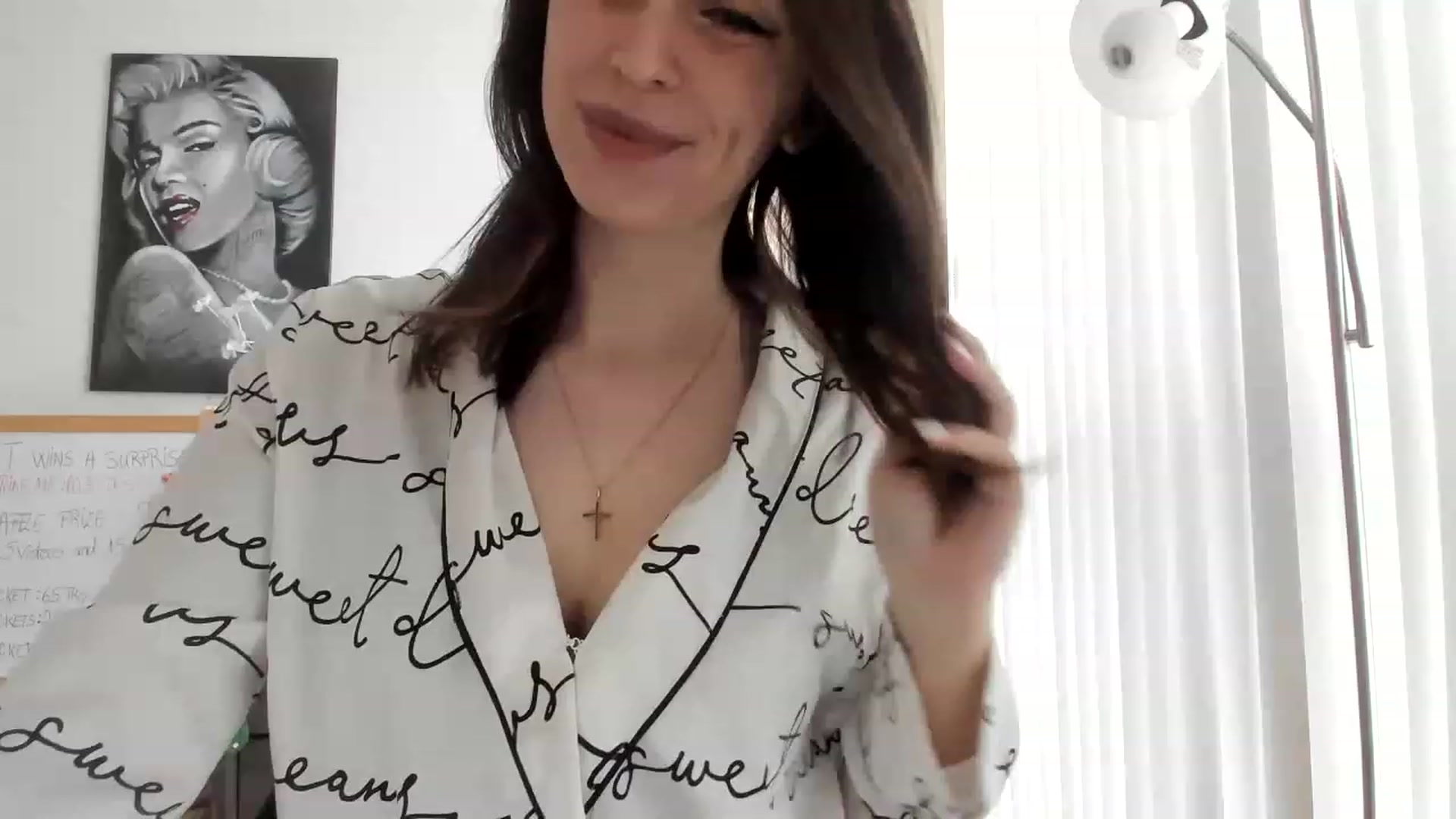Gallery image thumbnail from DavinaClairee's myfreecams stream on, 11/16/2022, 17:32 image 15 of 20