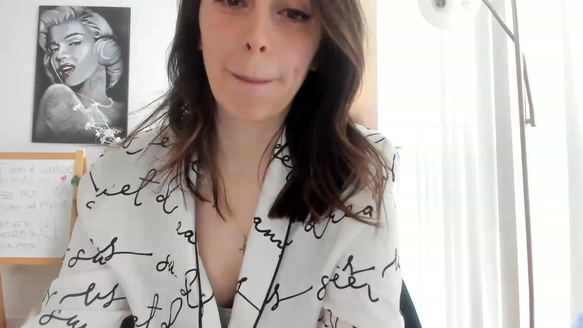 Gallery image thumbnail from DavinaClairee's myfreecams stream on, 11/16/2022, 17:32 image 9 of 20