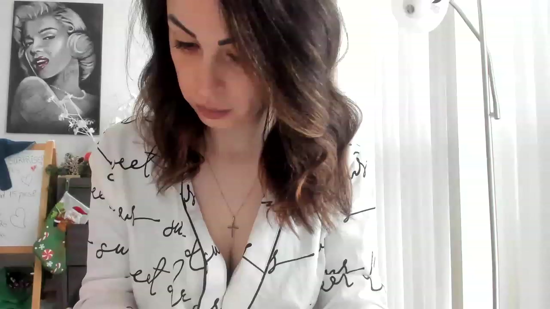 Gallery image thumbnail from DavinaClairee's myfreecams stream on, 11/24/2022, 18:47 image 6 of 20