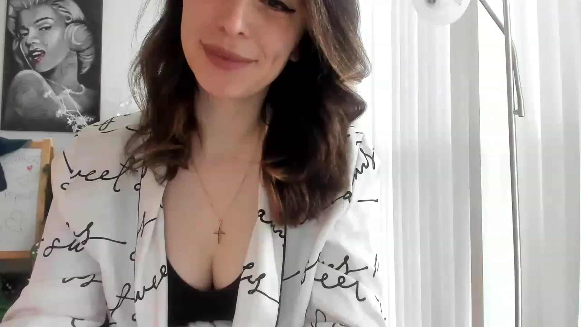 Gallery image thumbnail from DavinaClairee's myfreecams stream on, 11/24/2022, 18:47 image 14 of 20