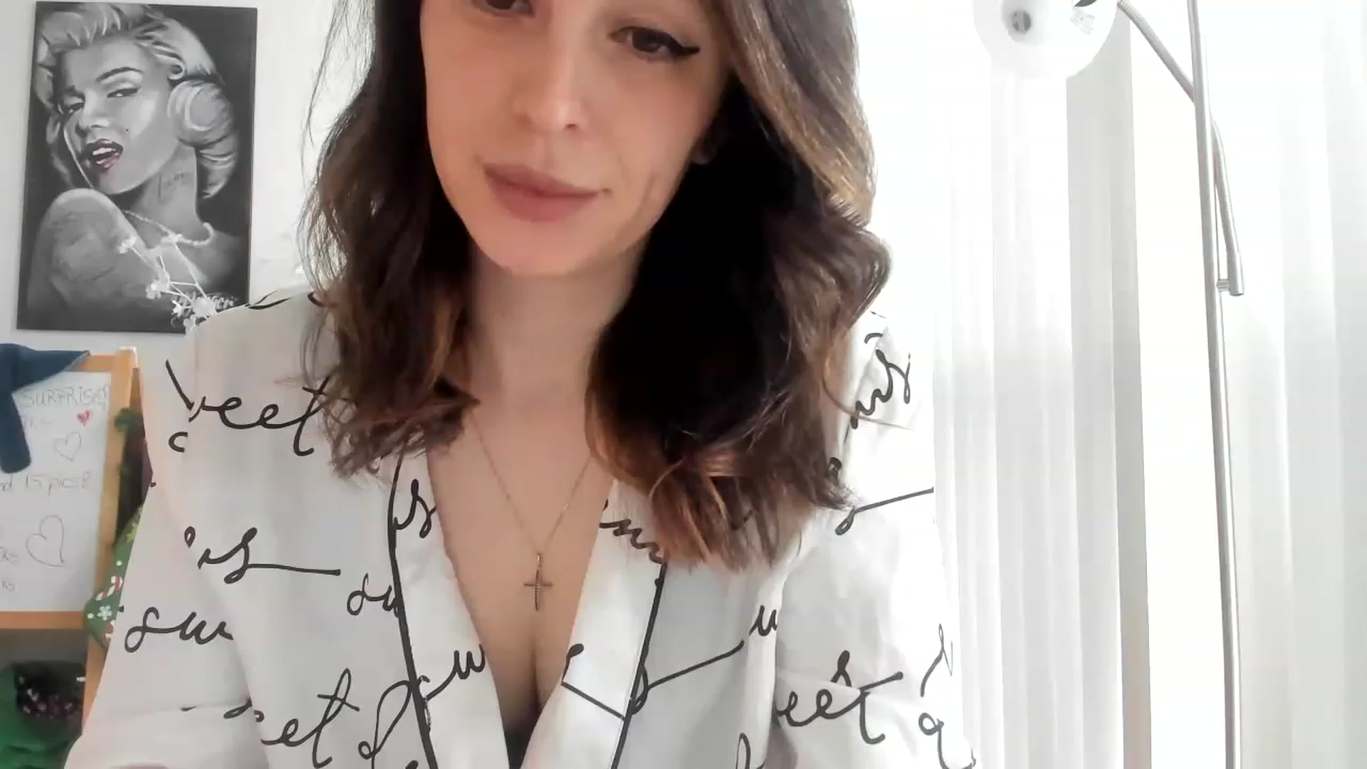 Gallery image thumbnail from DavinaClairee's myfreecams stream on, 11/24/2022, 18:47 image 7 of 20