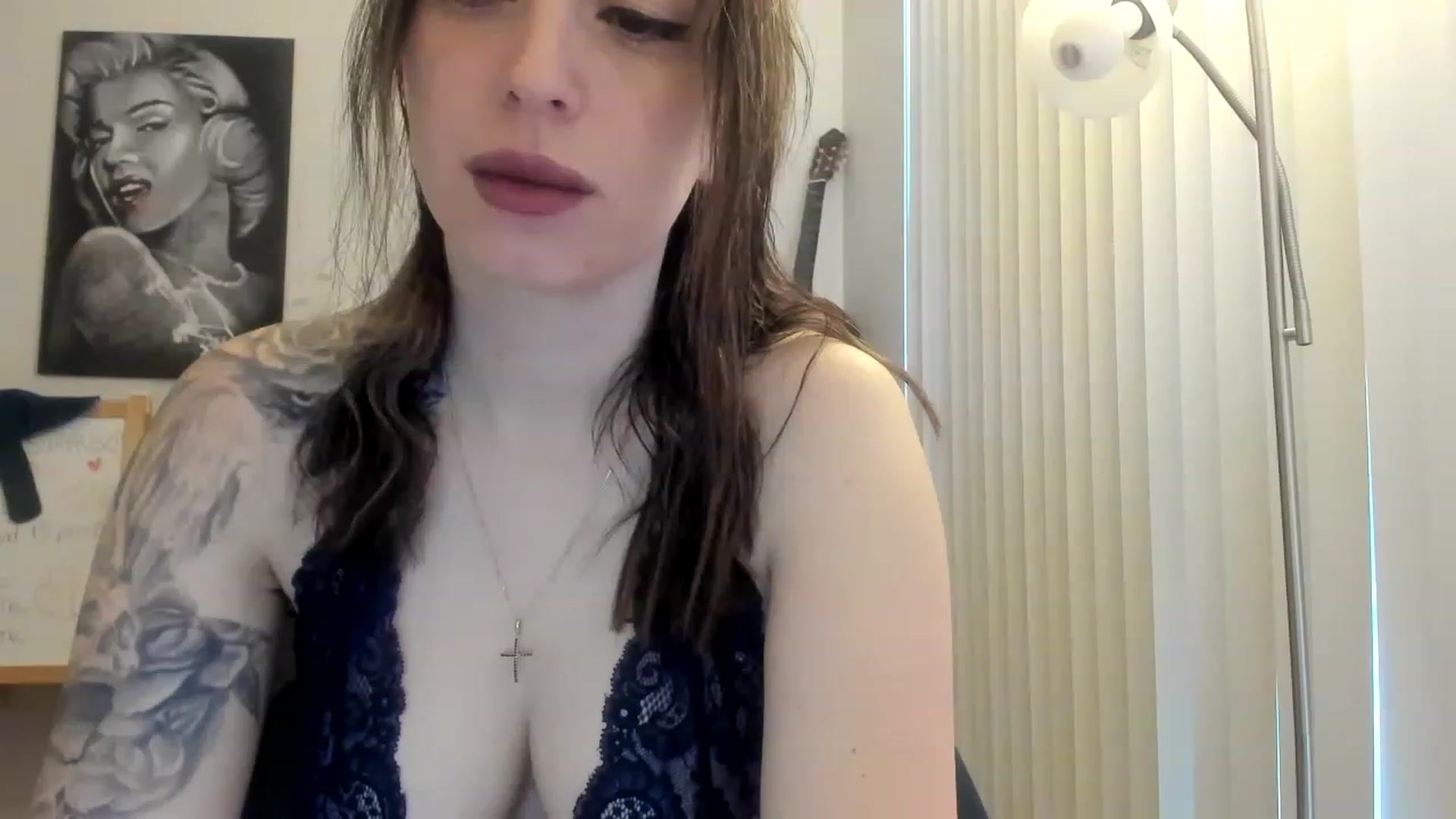 Gallery image thumbnail from DavinaClairee's myfreecams stream on, 12/07/2022, 16:28 image 12 of 20