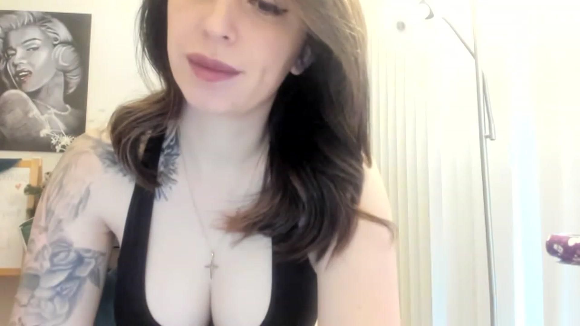 Gallery image thumbnail from DavinaClairee's myfreecams stream on, 12/09/2022, 18:12 image 19 of 20