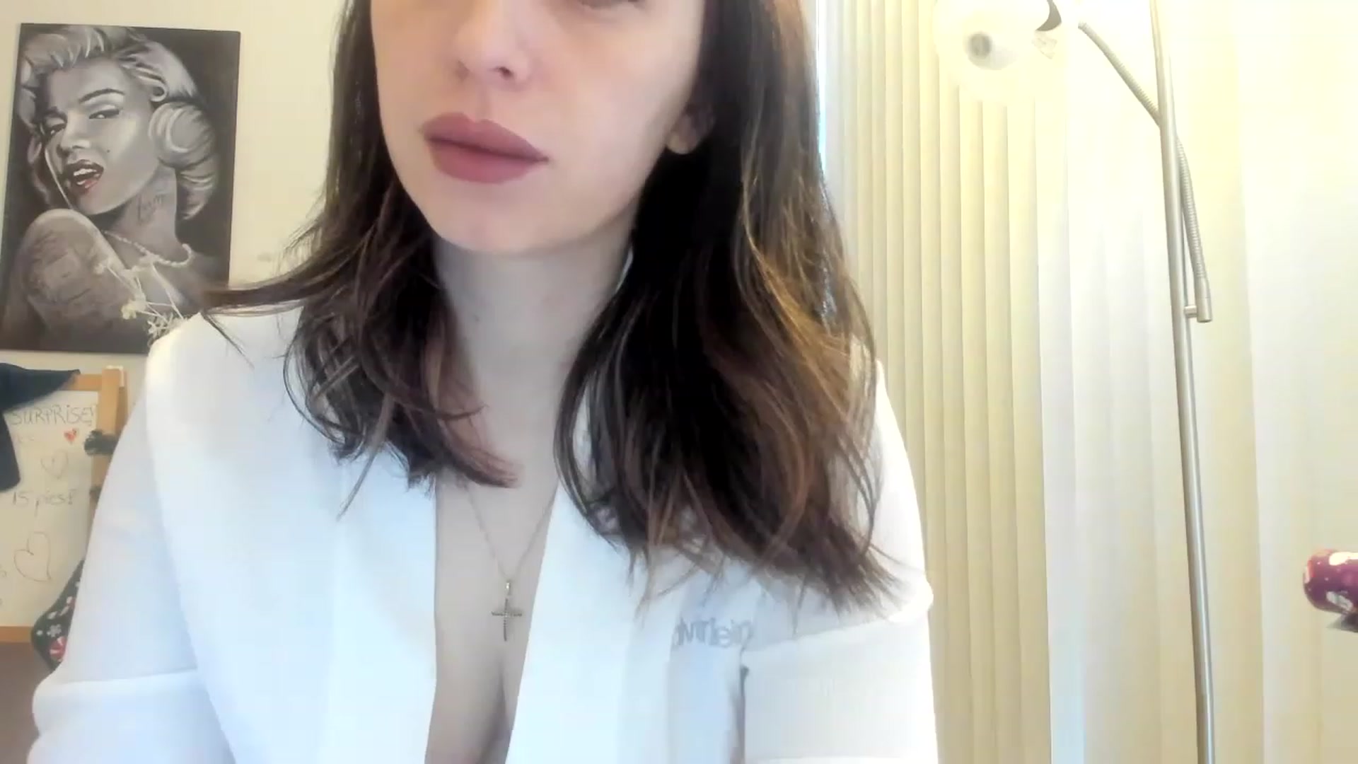 Gallery image thumbnail from DavinaClairee's myfreecams stream on, 12/11/2022, 17:17 image 2 of 20