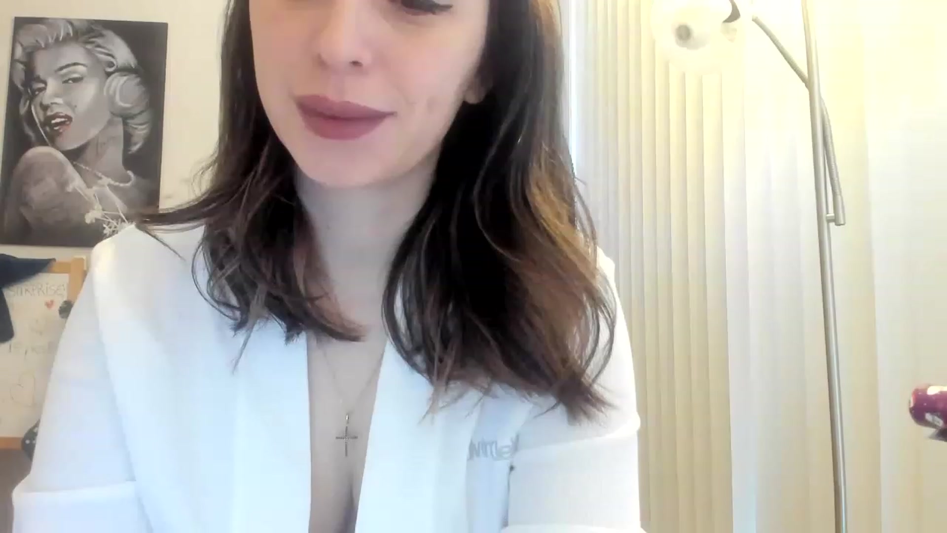 Gallery image thumbnail from DavinaClairee's myfreecams stream on, 12/11/2022, 17:17 image 3 of 20
