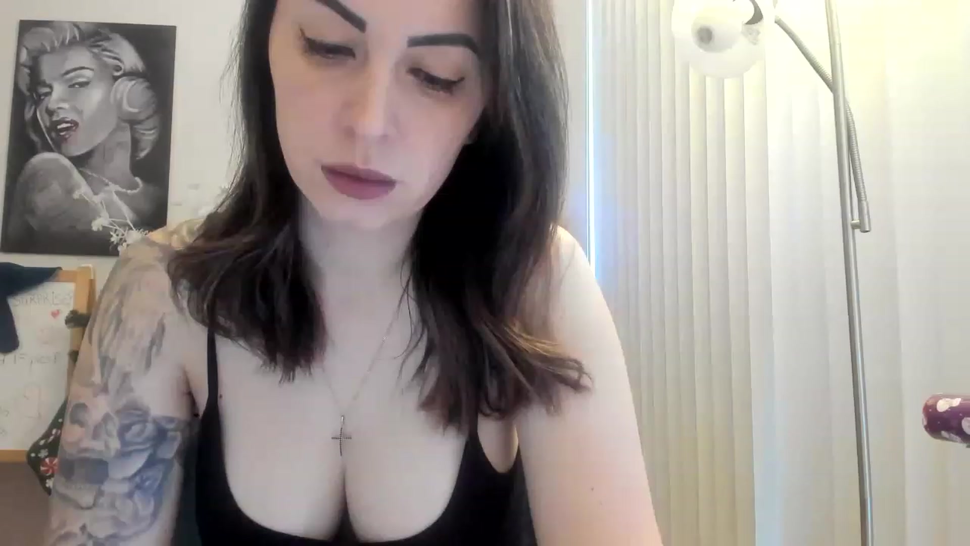 Gallery image thumbnail from DavinaClairee's myfreecams stream on, 12/12/2022, 16:23 image 11 of 20
