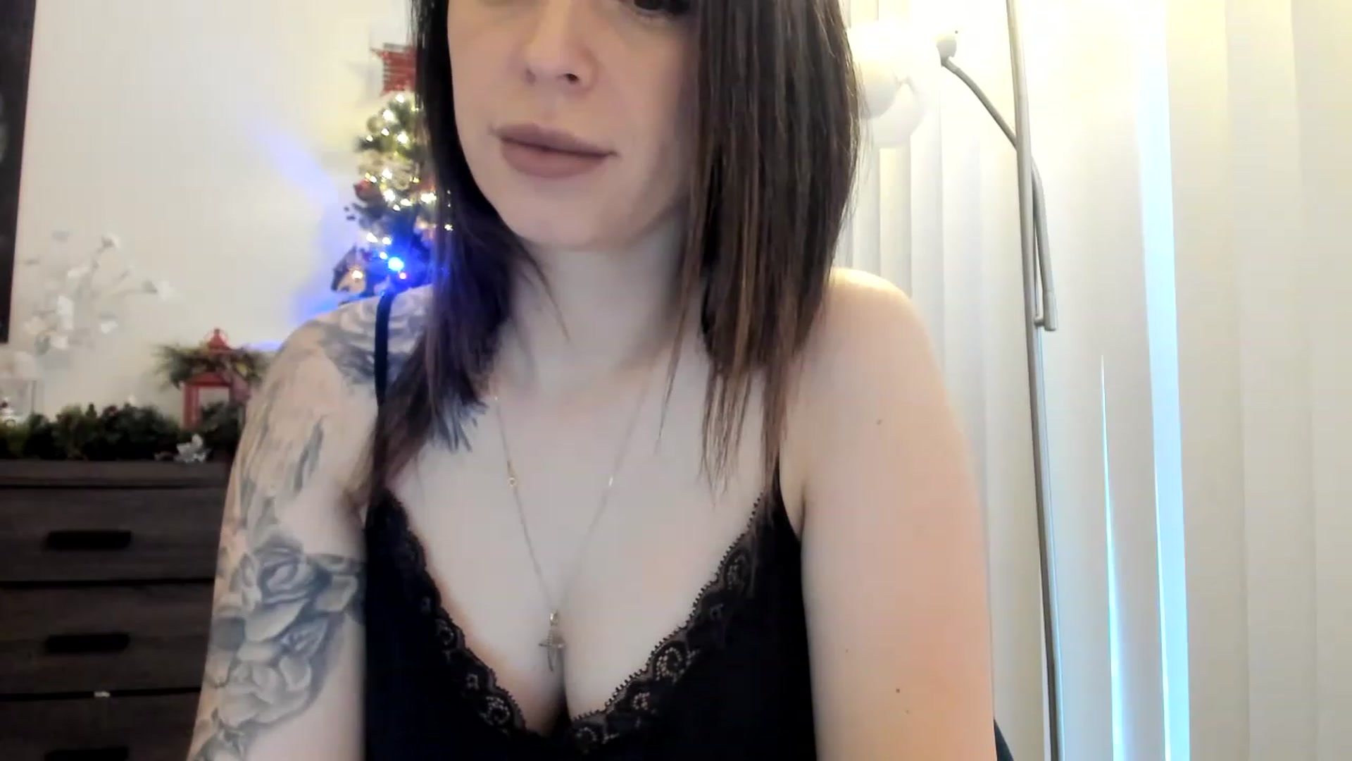 Gallery image thumbnail from DavinaClairee's myfreecams stream on, 01/01/2023, 16:34 image 6 of 20
