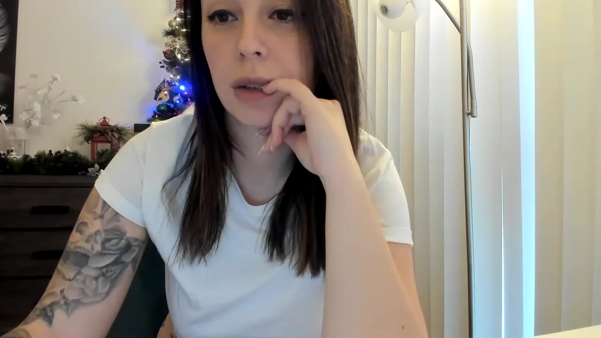 Gallery image thumbnail from DavinaClairee's myfreecams stream on, 01/01/2023, 18:35 image 1 of 20
