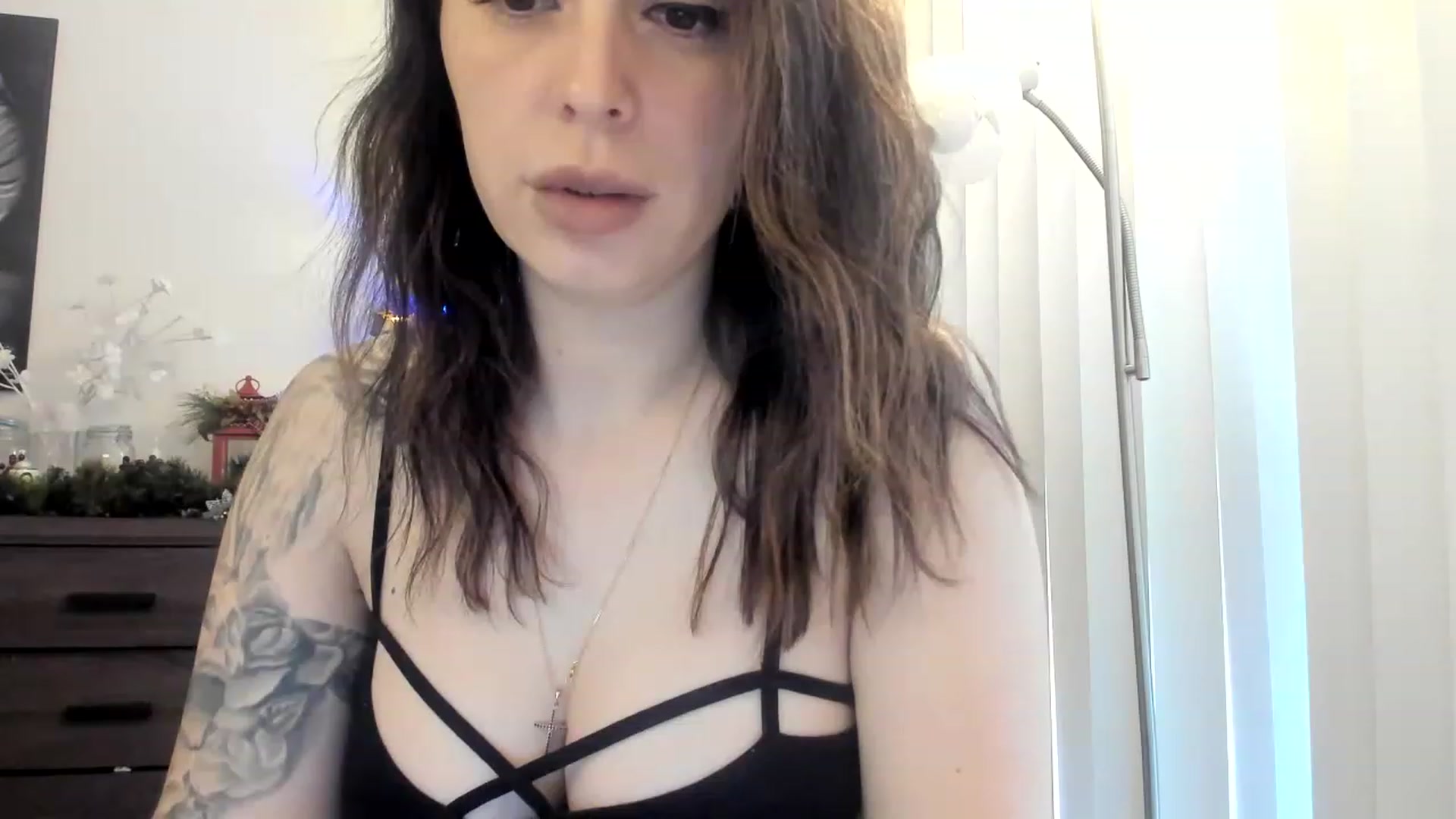 Gallery image thumbnail from DavinaClairee's myfreecams stream on, 01/02/2023, 18:01 image 9 of 20