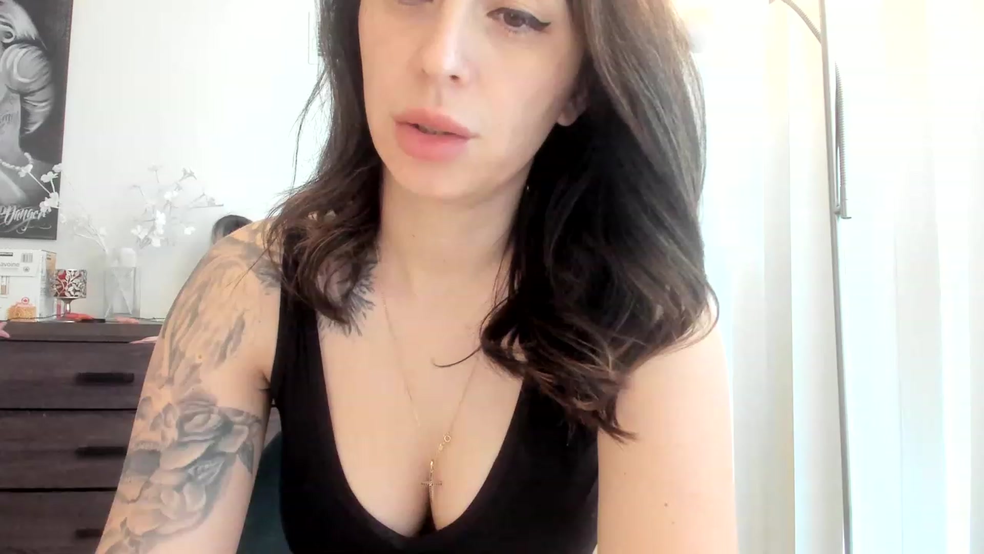 Gallery image thumbnail from DavinaClairee's myfreecams stream on, 02/11/2023, 18:10 image 13 of 20