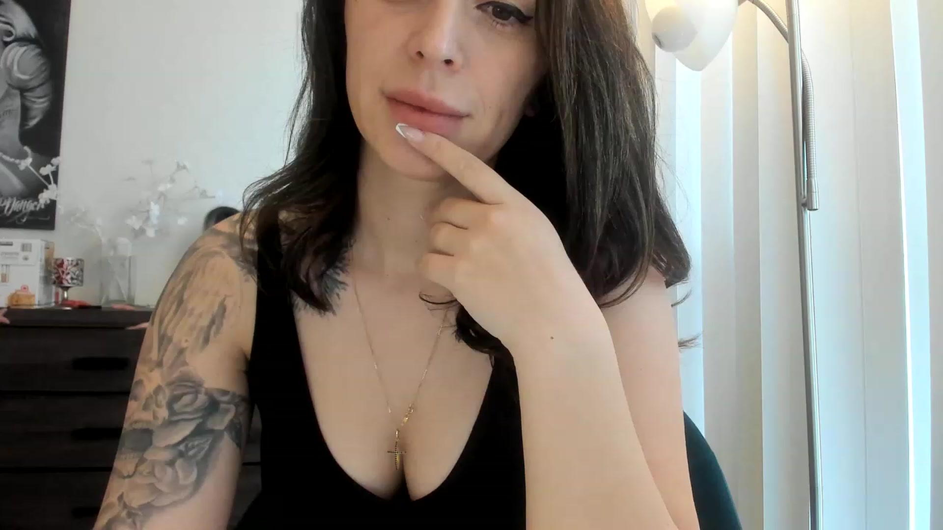 Gallery image thumbnail from DavinaClairee's myfreecams stream on, 02/11/2023, 18:10 image 5 of 20