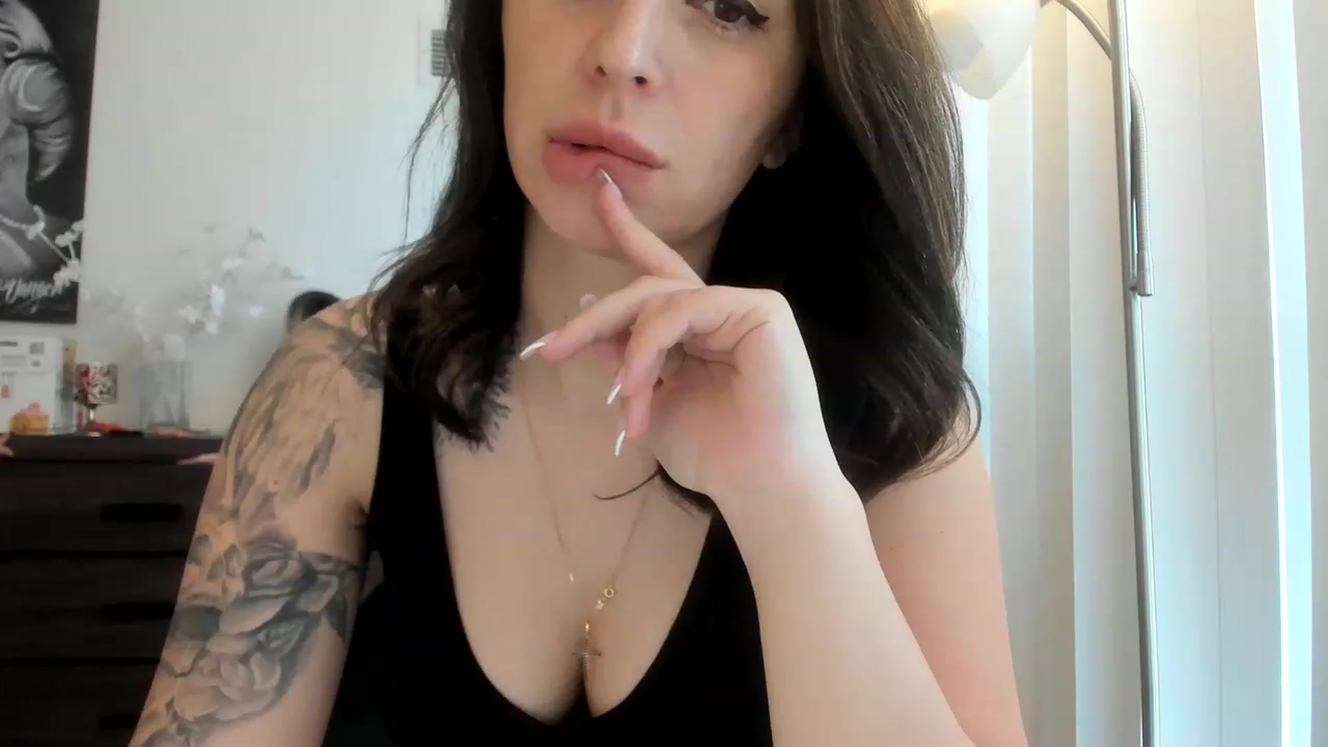 Gallery image thumbnail from DavinaClairee's myfreecams stream on, 02/11/2023, 18:10 image 14 of 20