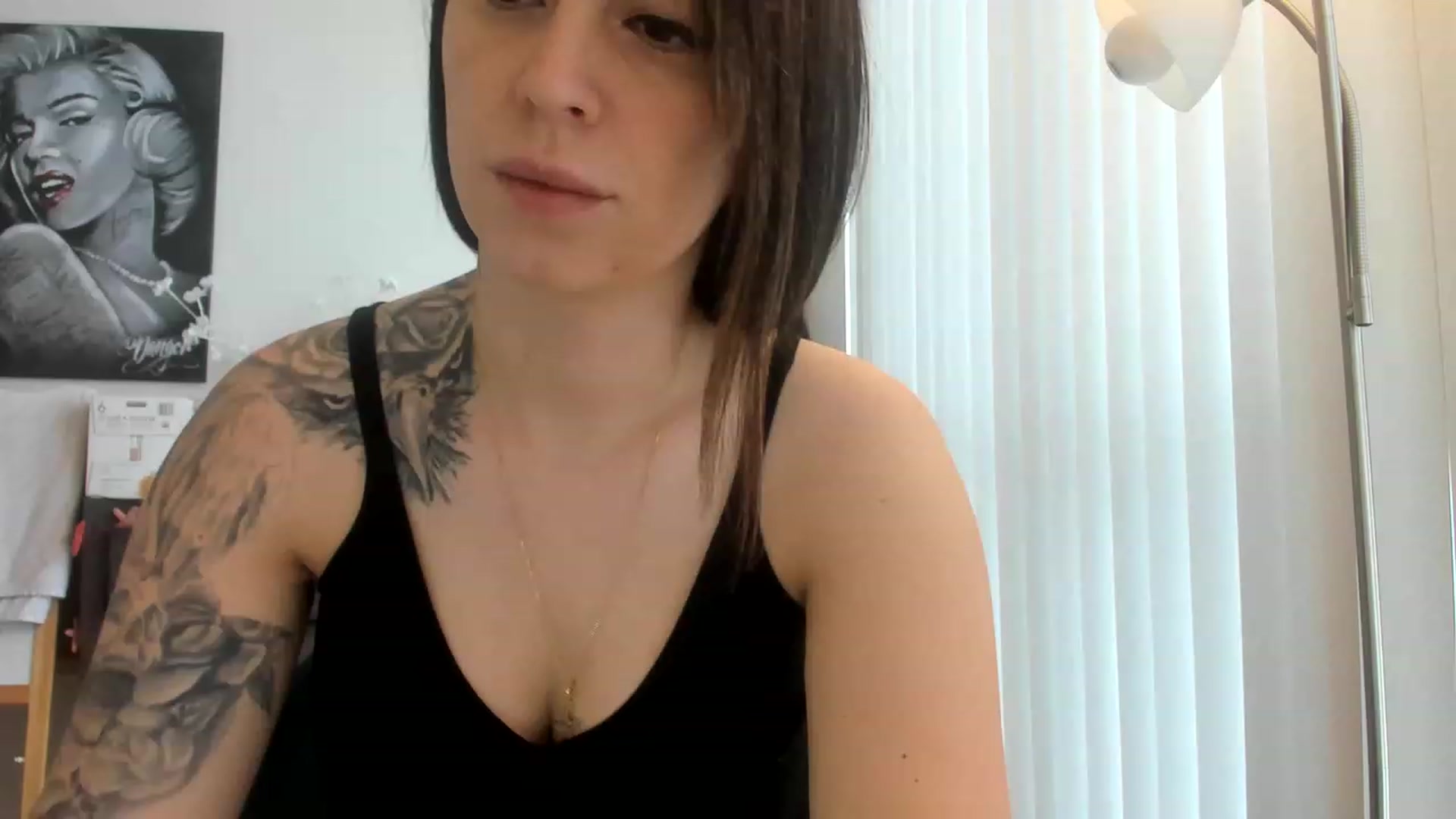 Gallery image thumbnail from DavinaClairee's myfreecams stream on, 02/25/2023, 17:18 image 2 of 20