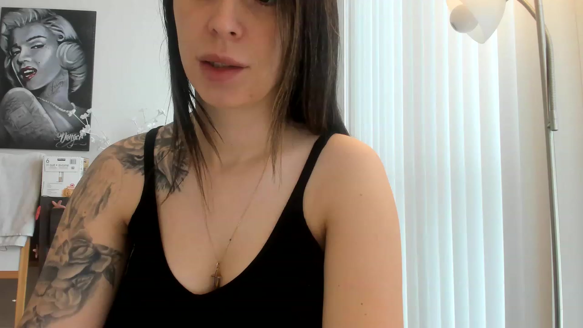 Gallery image thumbnail from DavinaClairee's myfreecams stream on, 02/25/2023, 17:18 image 11 of 20