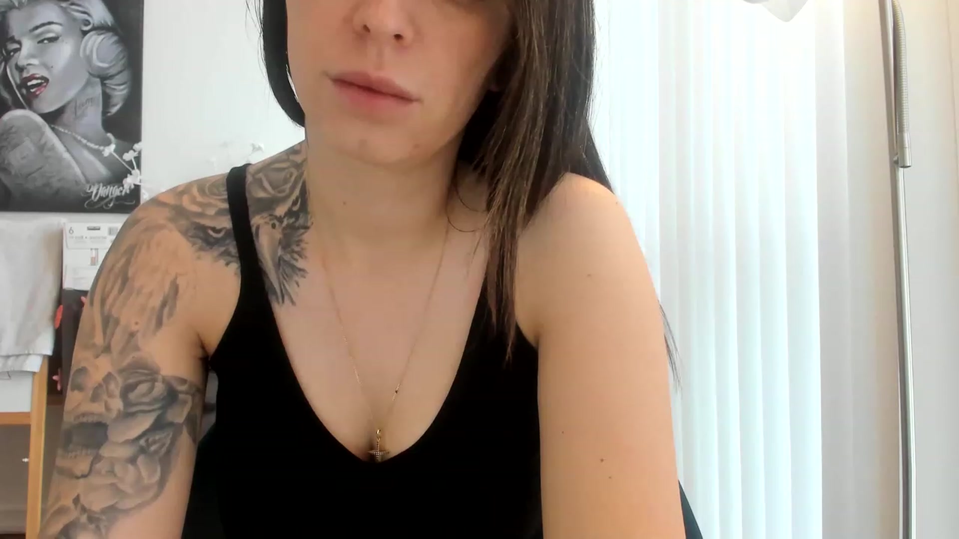 Gallery image thumbnail from DavinaClairee's myfreecams stream on, 02/25/2023, 18:00 image 20 of 20