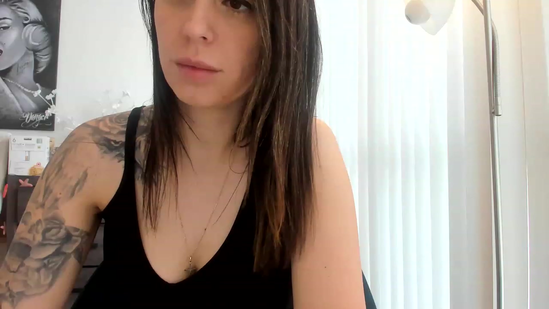 Gallery image thumbnail from DavinaClairee's myfreecams stream on, 02/25/2023, 20:34 image 11 of 20