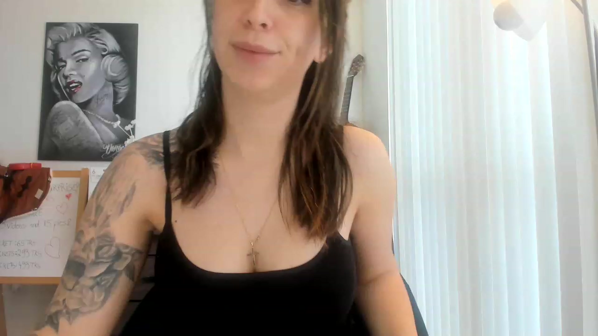 Gallery image thumbnail from DavinaClairee's myfreecams stream on, 03/05/2023, 17:26 image 5 of 20