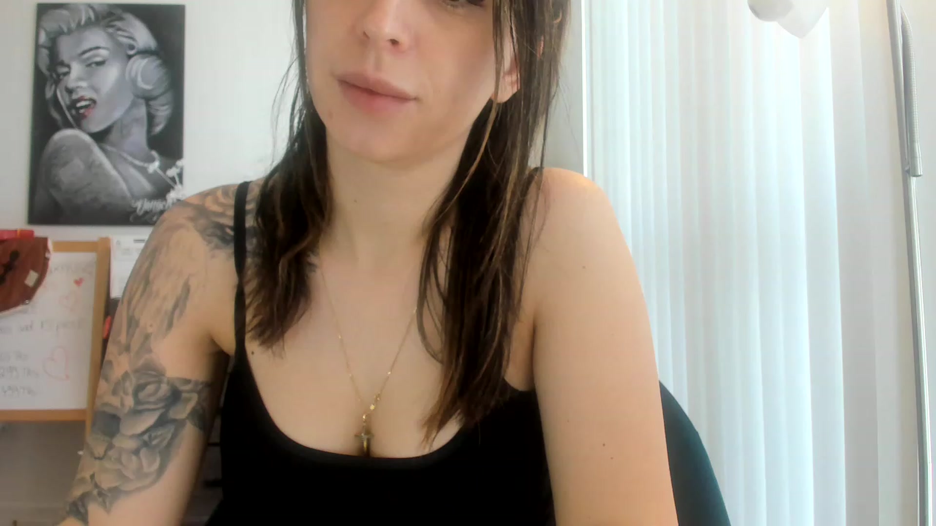 Gallery image thumbnail from DavinaClairee's myfreecams stream on, 03/05/2023, 17:26 image 2 of 20
