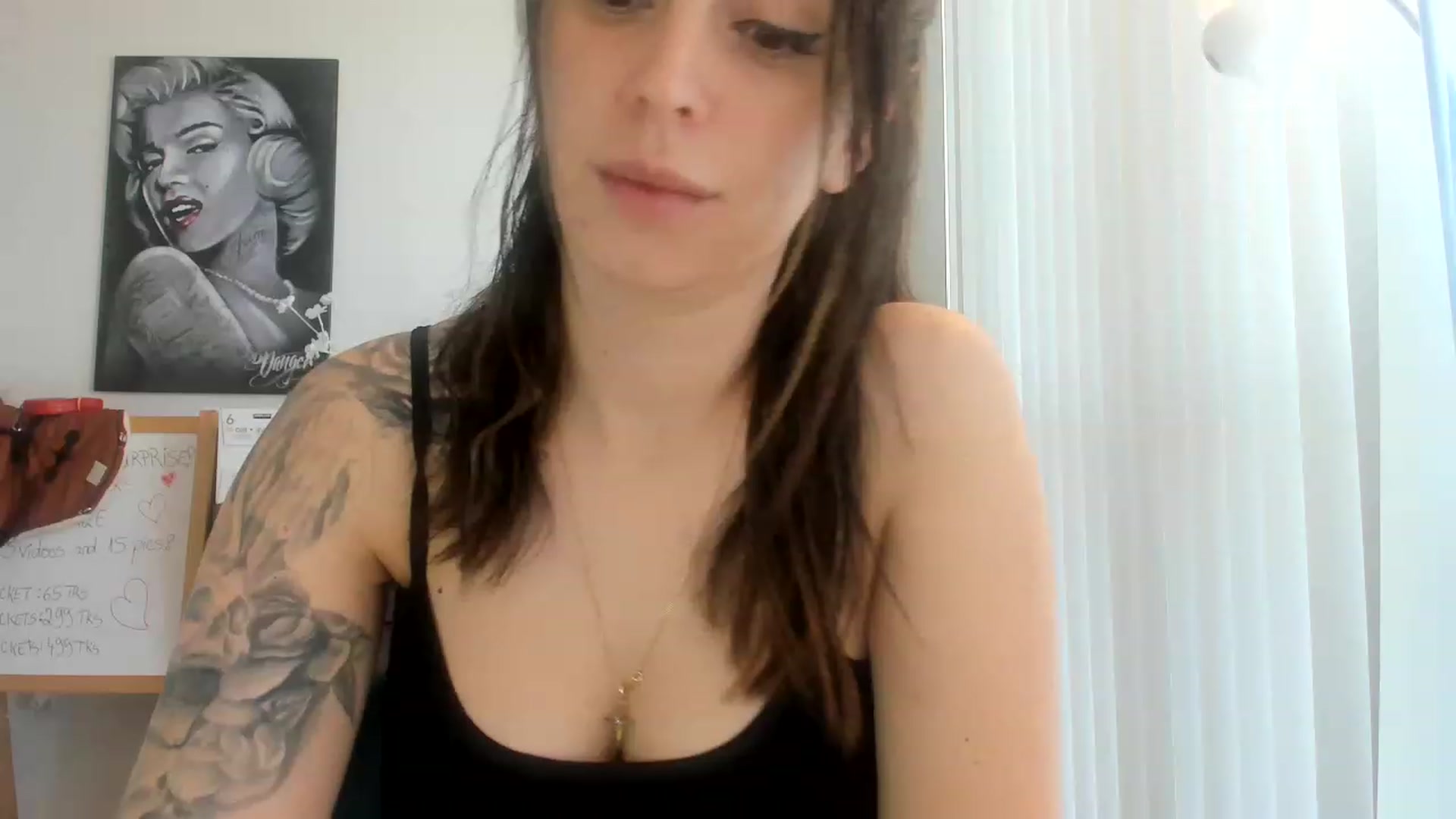 Gallery image thumbnail from DavinaClairee's myfreecams stream on, 03/05/2023, 17:26 image 10 of 20