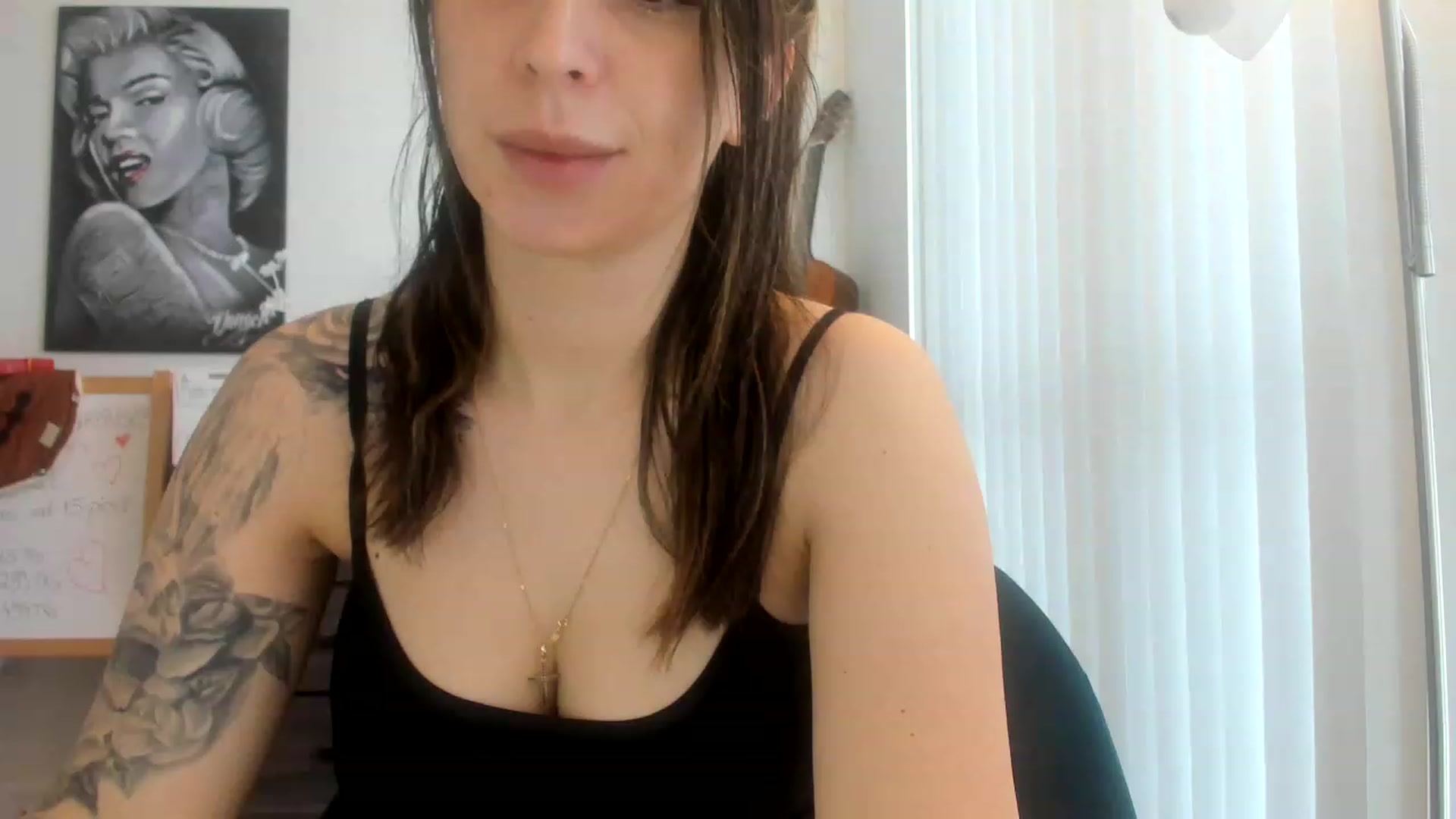 Gallery image thumbnail from DavinaClairee's myfreecams stream on, 03/05/2023, 17:26 image 1 of 20