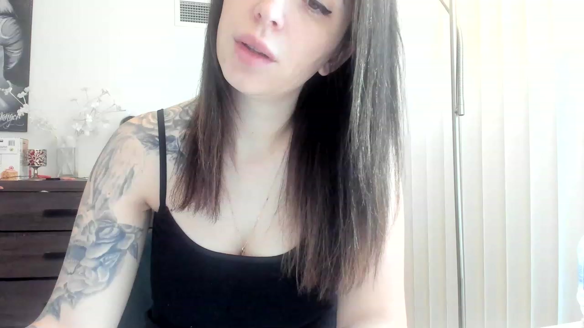 Gallery image thumbnail from DavinaClairee's myfreecams stream on, 03/11/2023, 16:17 image 13 of 20