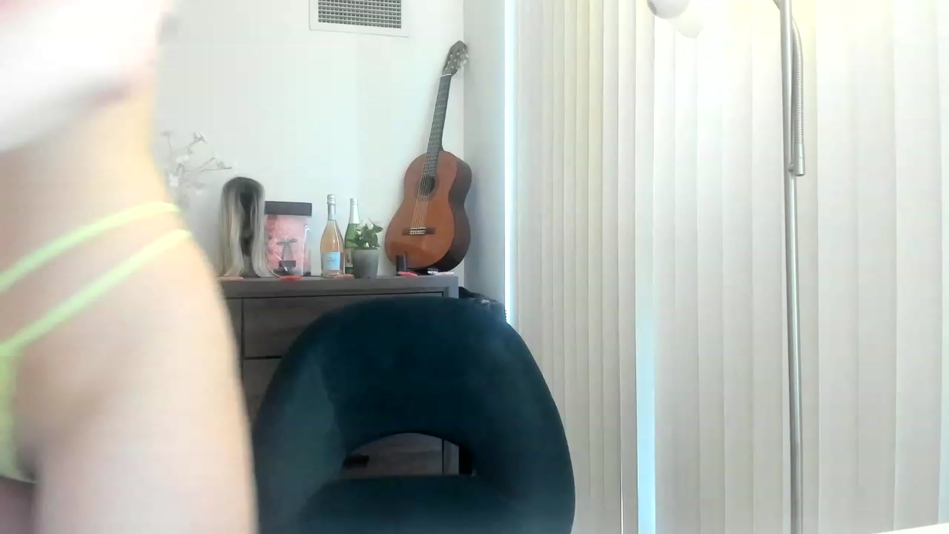 Gallery image thumbnail from DavinaClairee's myfreecams stream on, 03/11/2023, 17:24 image 3 of 20