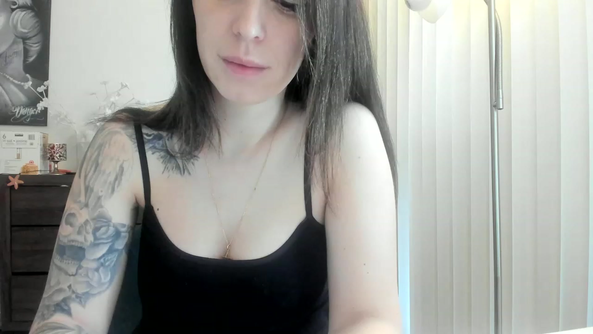 Gallery image thumbnail from DavinaClairee's myfreecams stream on, 03/11/2023, 17:24 image 16 of 20