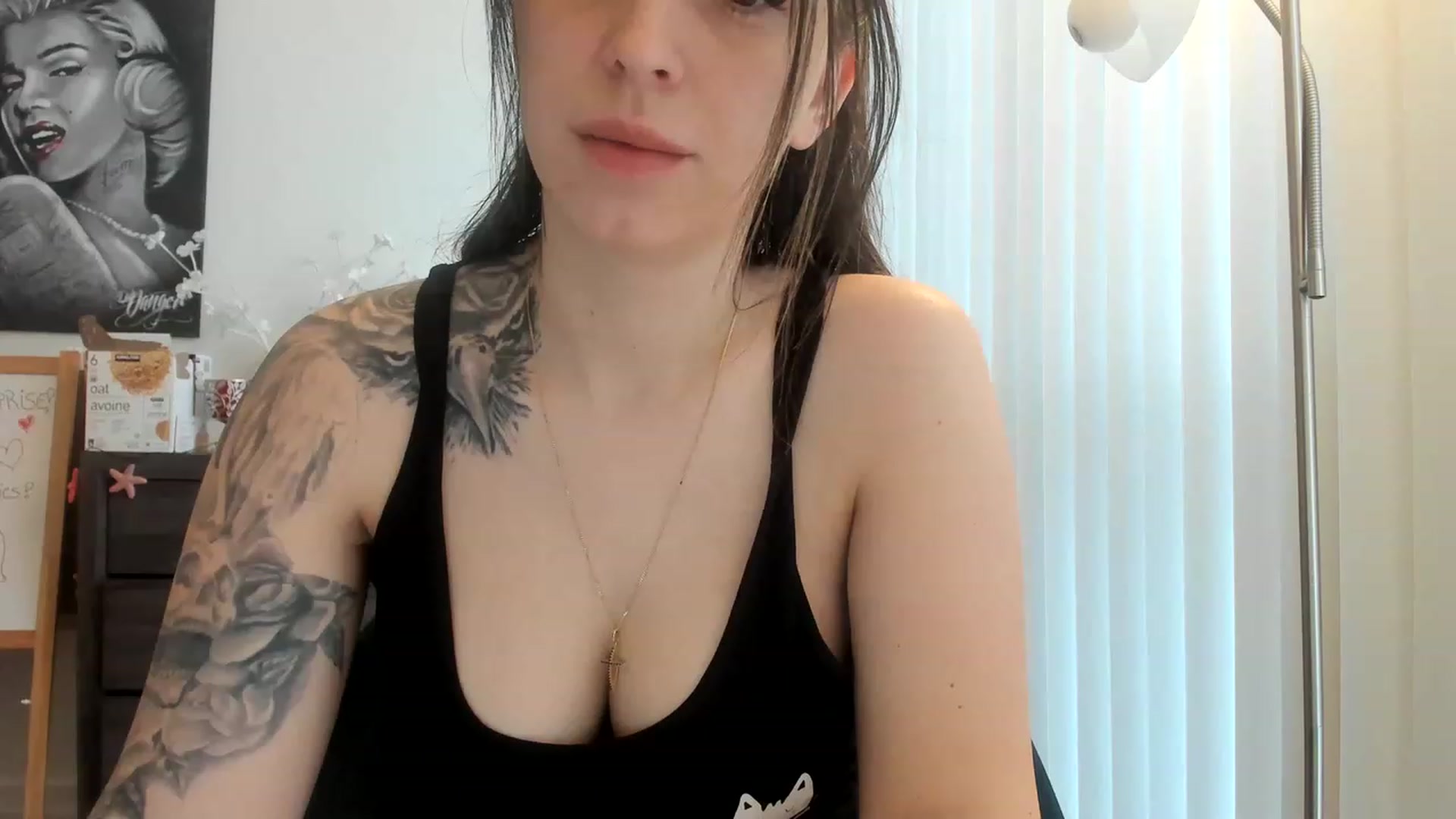 Gallery image thumbnail from DavinaClairee's myfreecams stream on, 03/18/2023, 16:03 image 11 of 20
