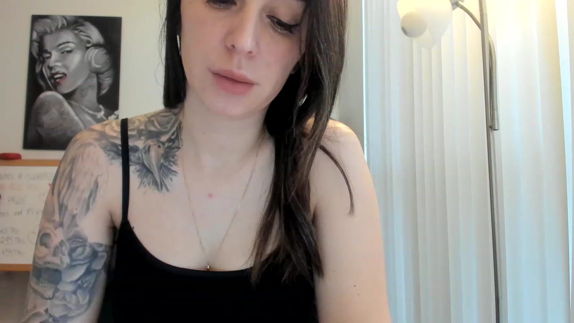 Gallery image thumbnail from DavinaClairee's myfreecams stream on, 03/27/2023, 15:43 image 12 of 20