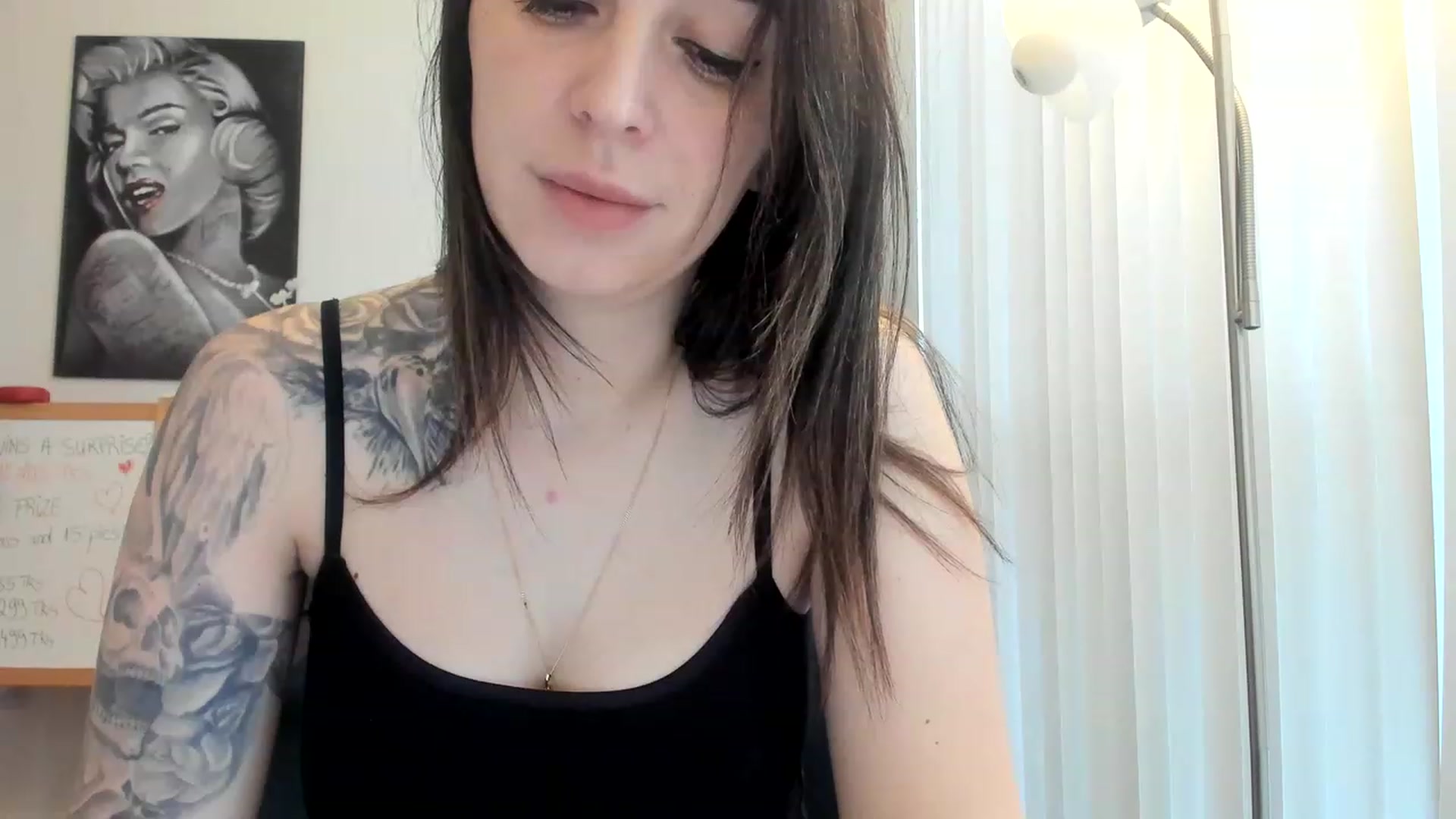 Gallery image thumbnail from DavinaClairee's myfreecams stream on, 03/27/2023, 15:43 image 5 of 20