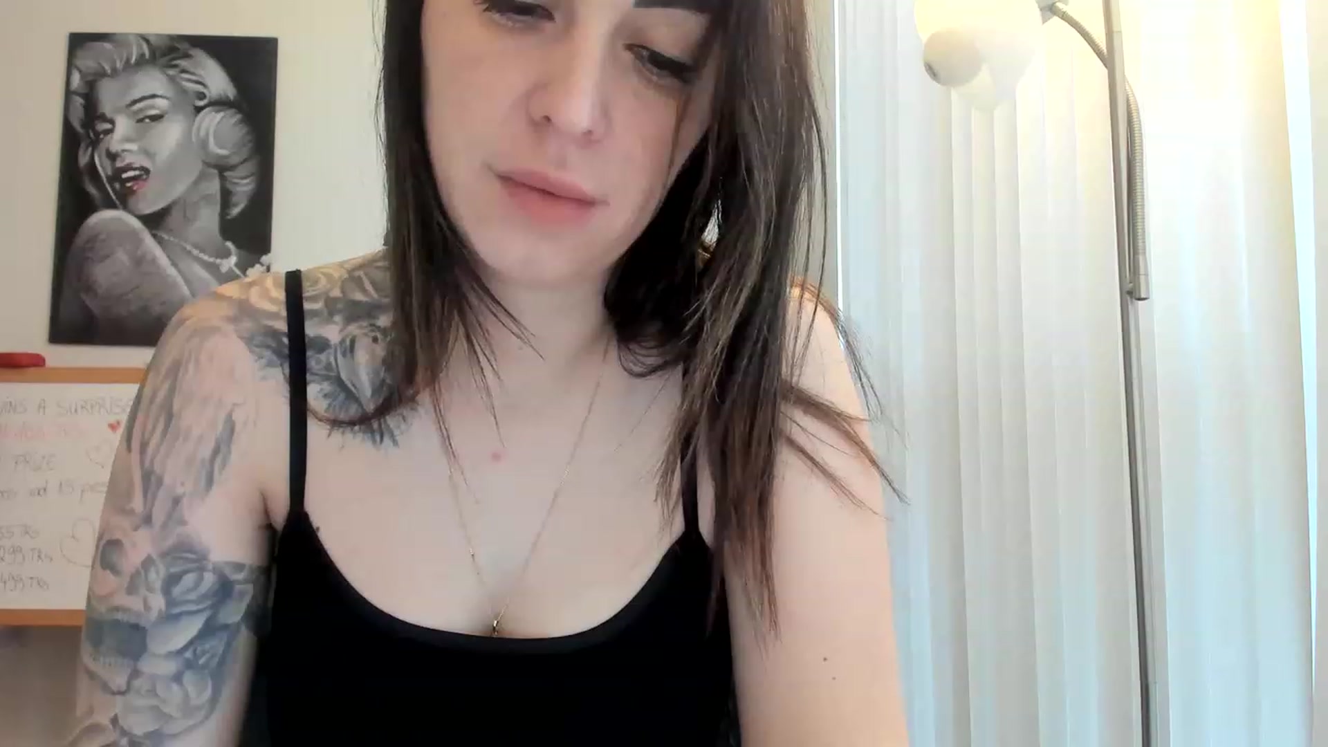 Gallery image thumbnail from DavinaClairee's myfreecams stream on, 03/27/2023, 15:43 image 4 of 20