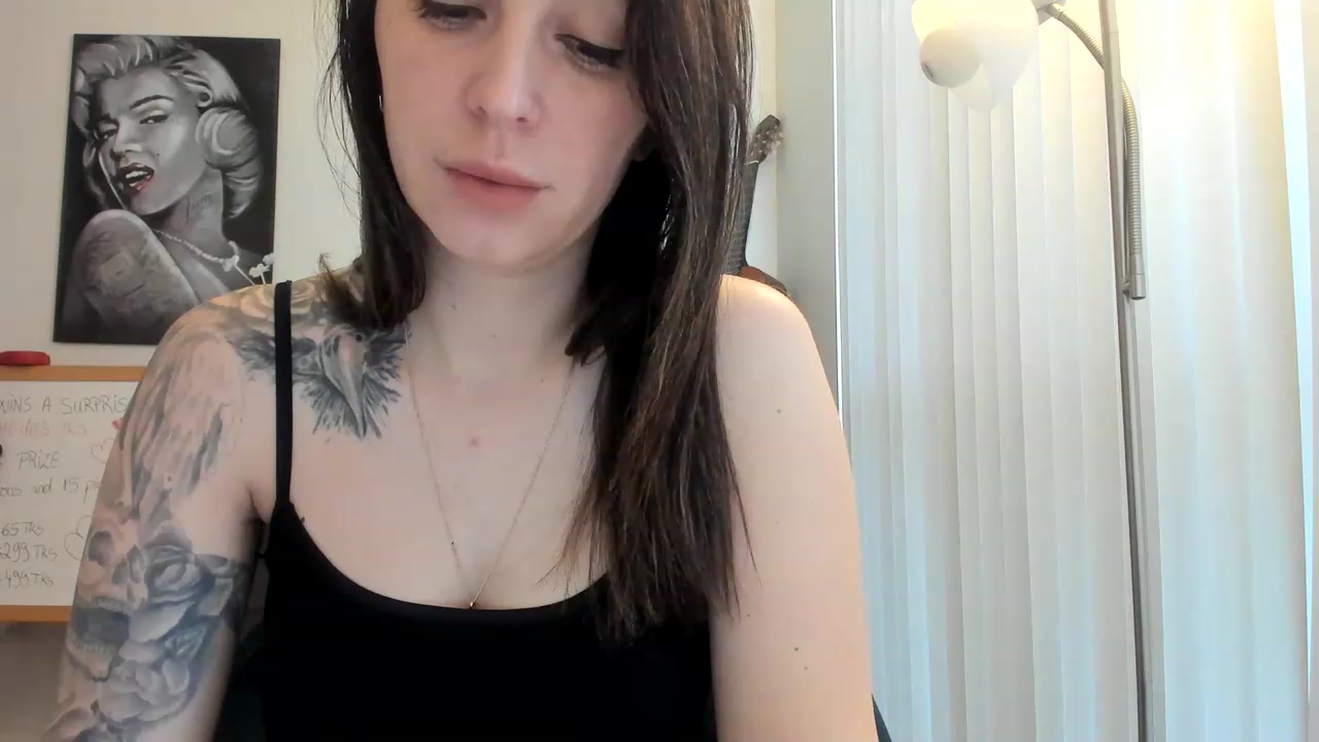 Gallery image thumbnail from DavinaClairee's myfreecams stream on, 03/27/2023, 15:43 image 15 of 20