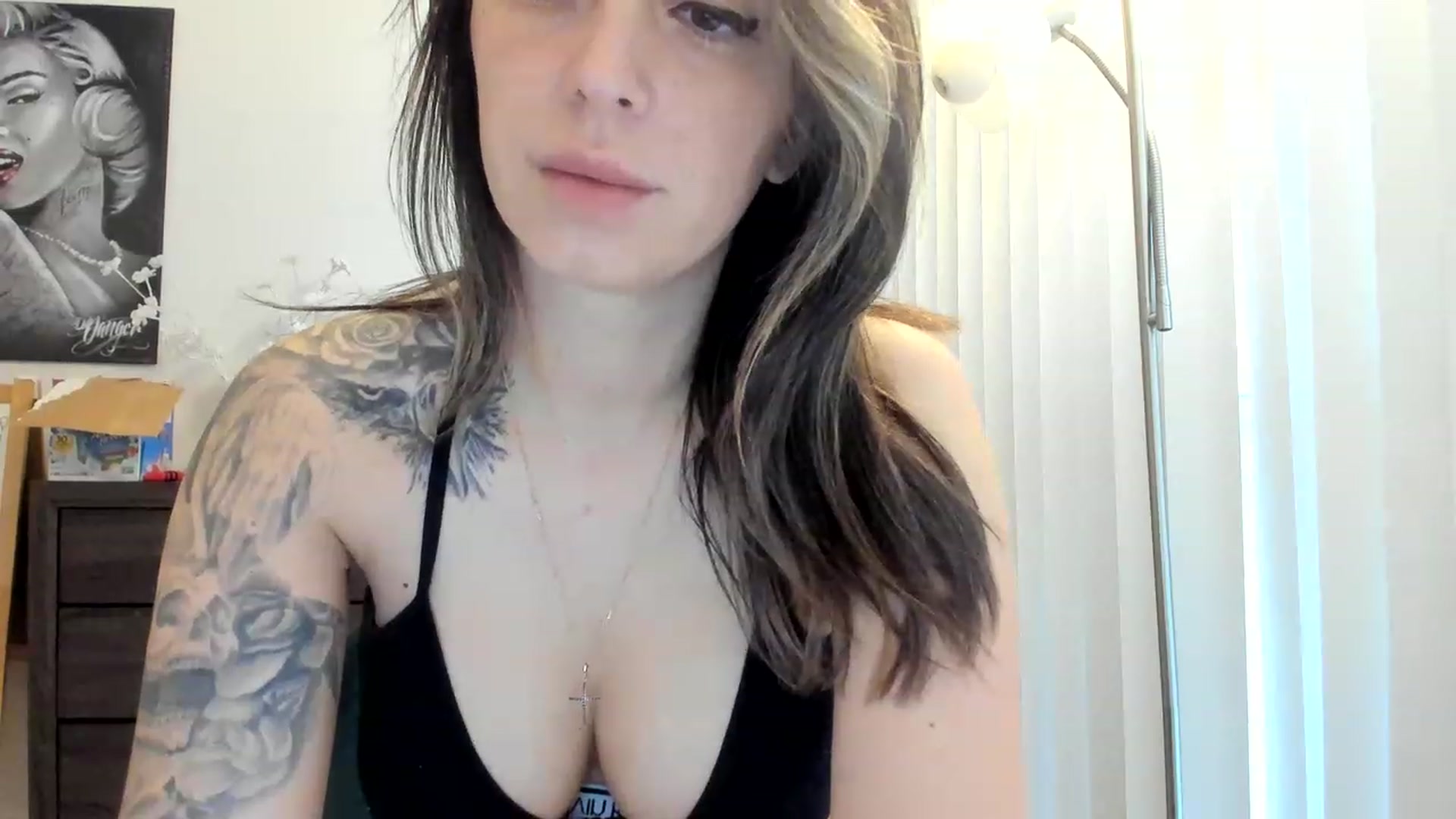 Gallery image thumbnail from DavinaClairee's myfreecams stream on, 04/05/2023, 15:59 image 12 of 20