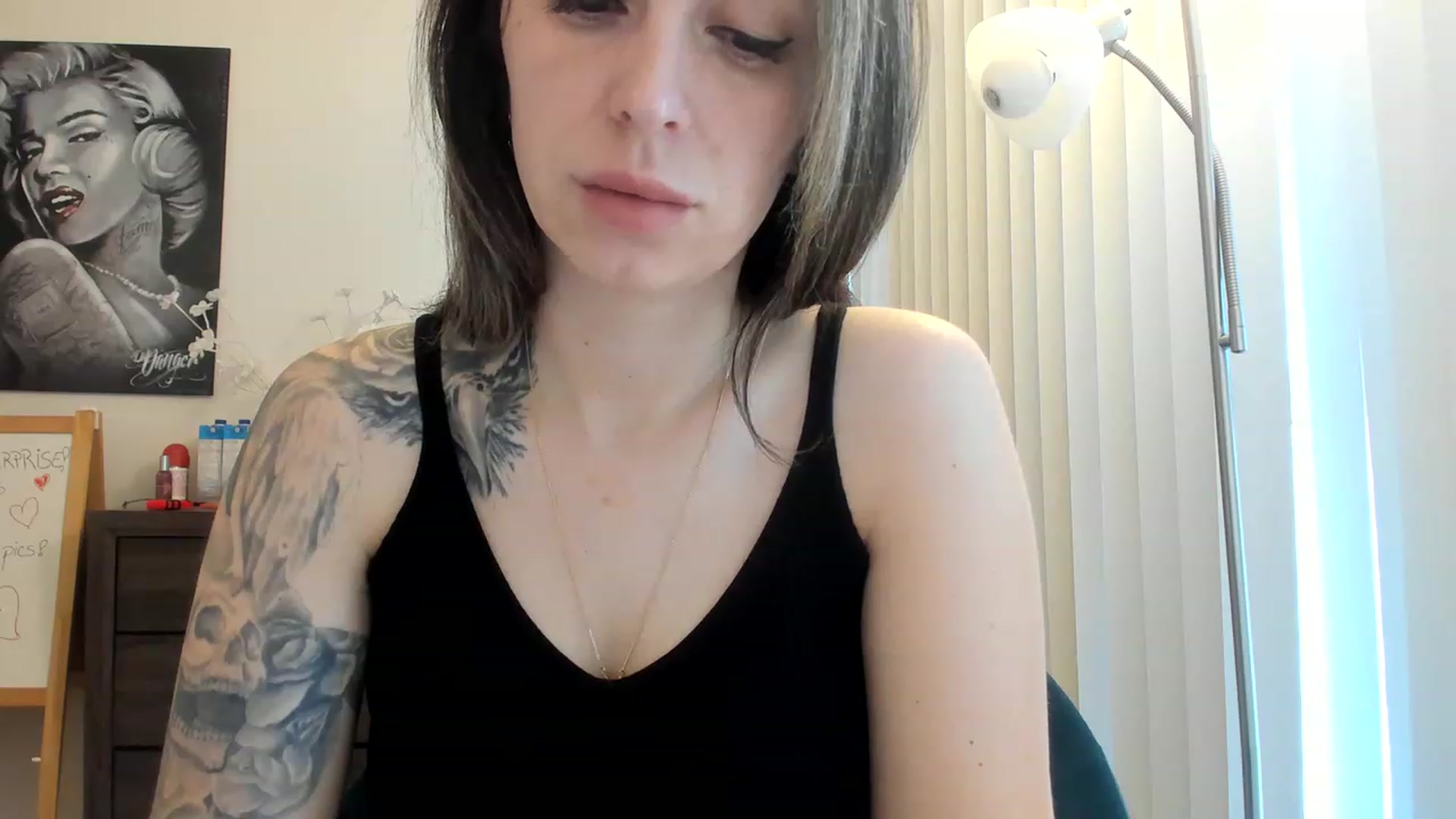 Gallery image thumbnail from DavinaClairee's myfreecams stream on, 04/13/2023, 14:53 image 13 of 20