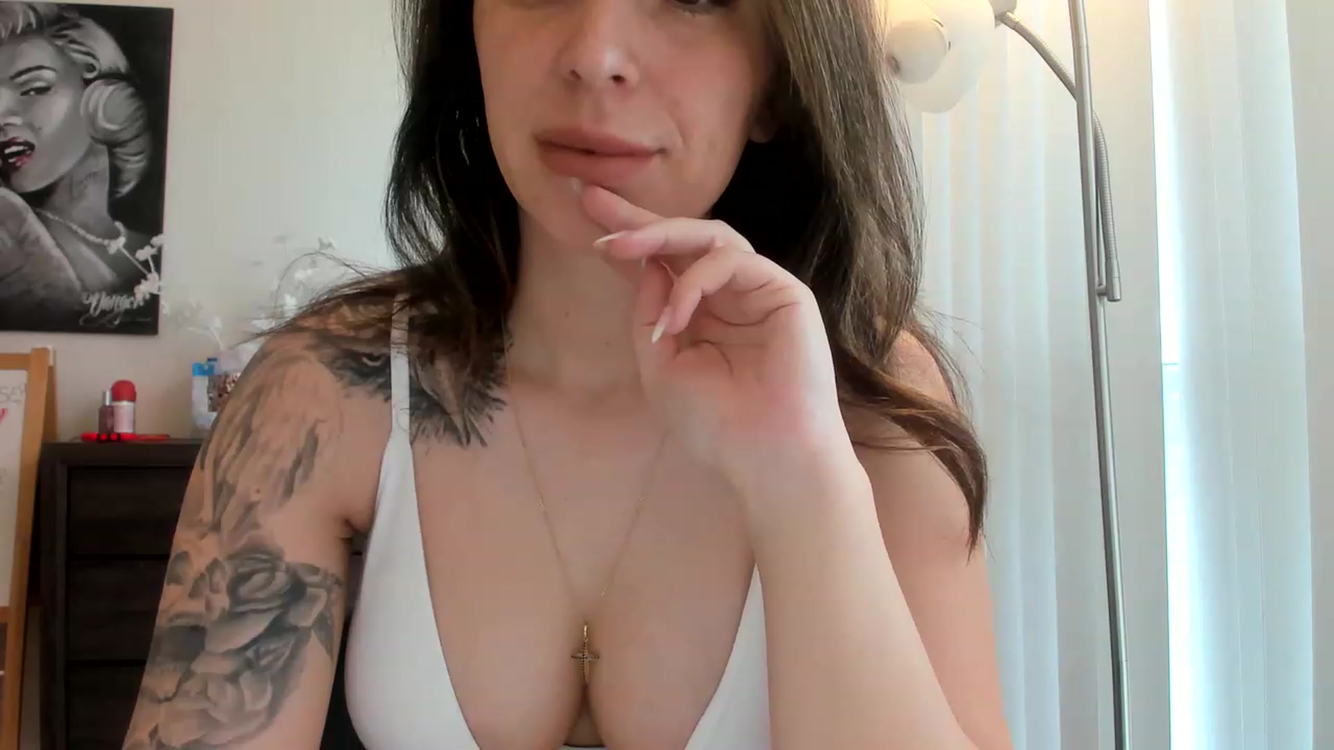 Gallery image thumbnail from DavinaClairee's myfreecams stream on, 04/17/2023, 15:36 image 8 of 20