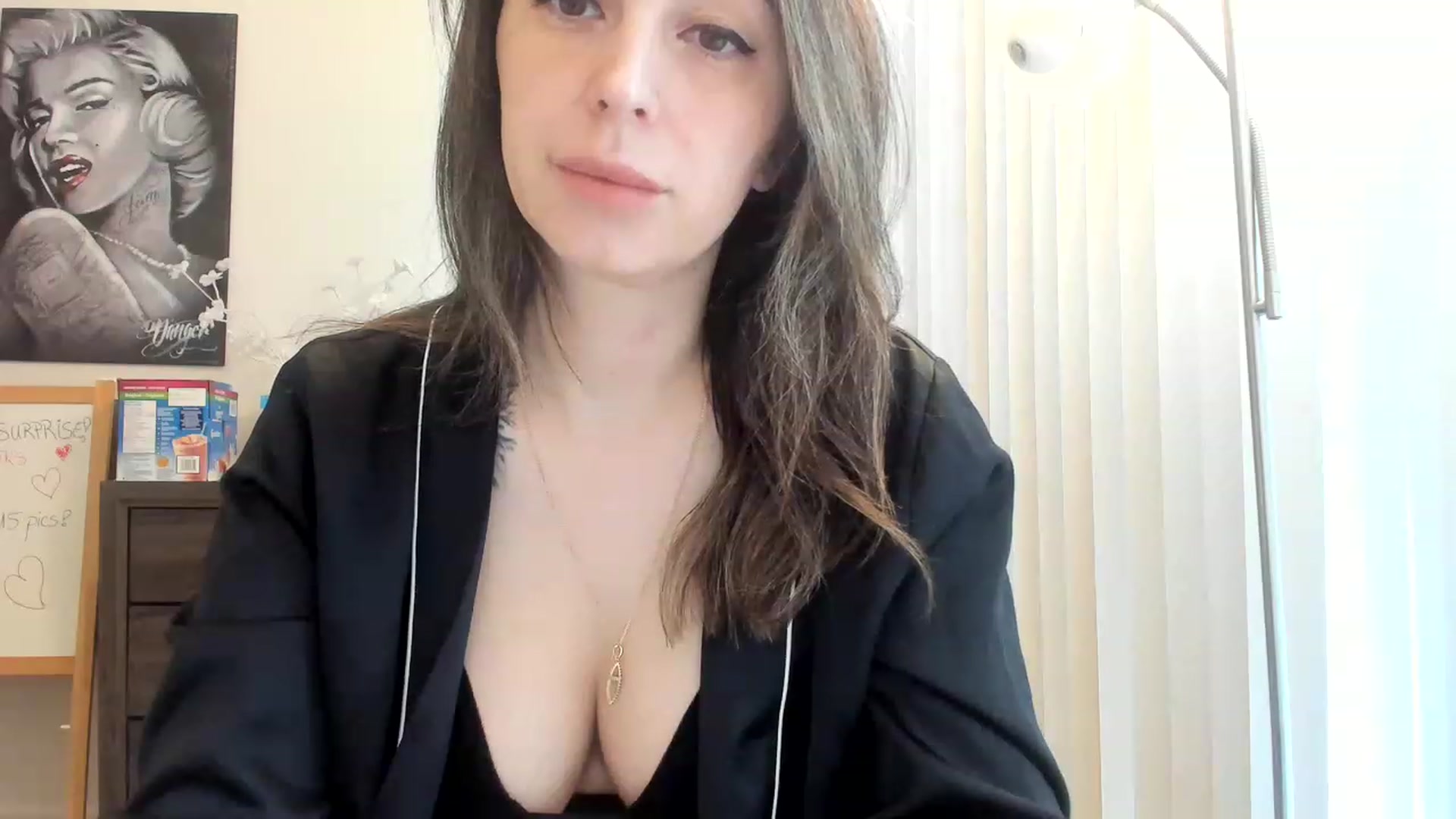 Gallery image thumbnail from DavinaClairee's myfreecams stream on, 04/18/2023, 15:06 image 18 of 20